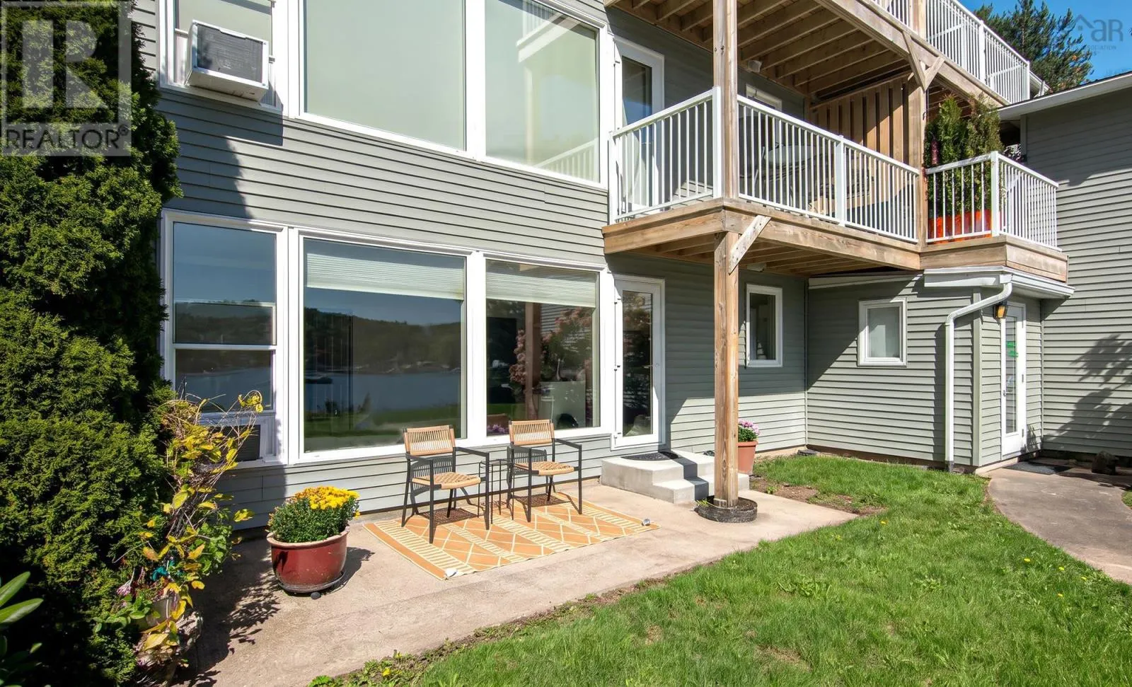 7 411 Shore Drive