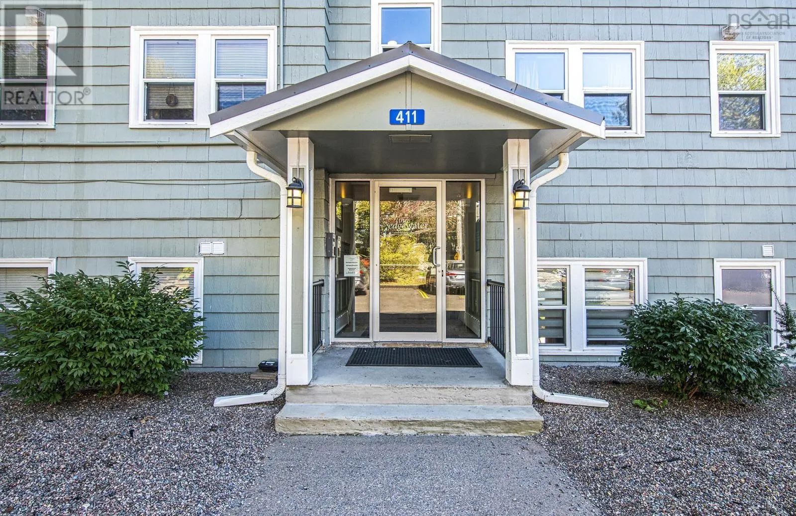 7 411 Shore Drive