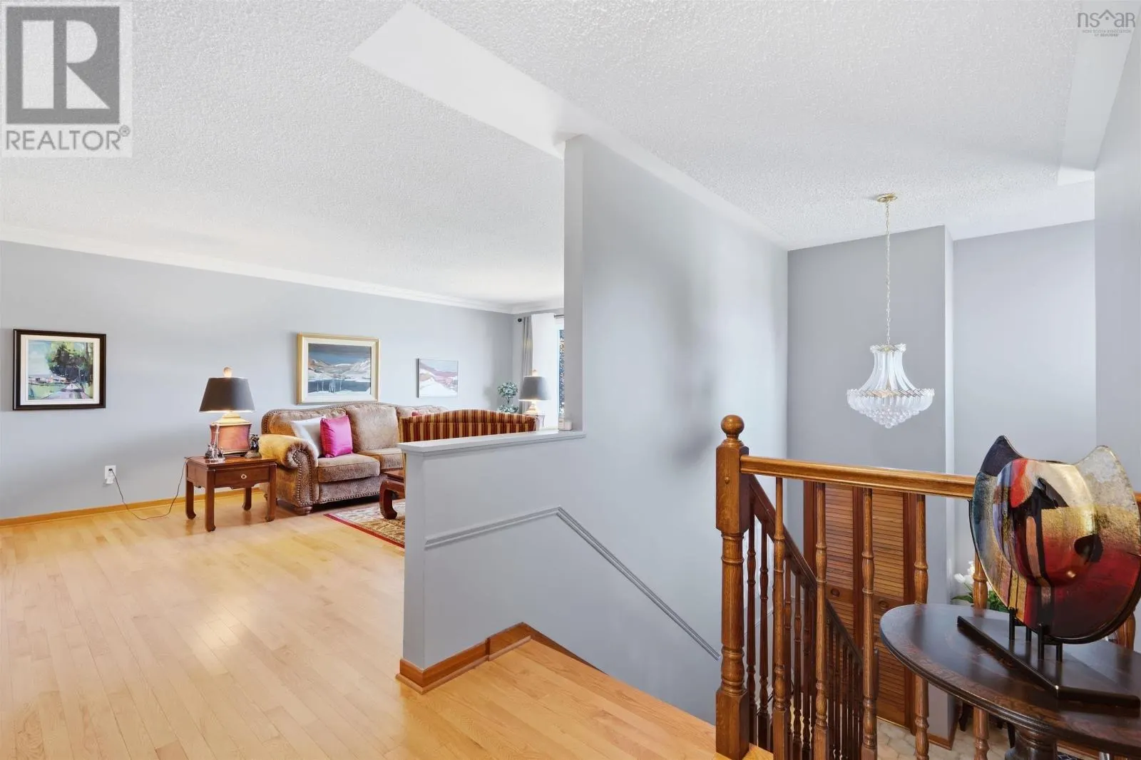 18 Northcliffe Lane