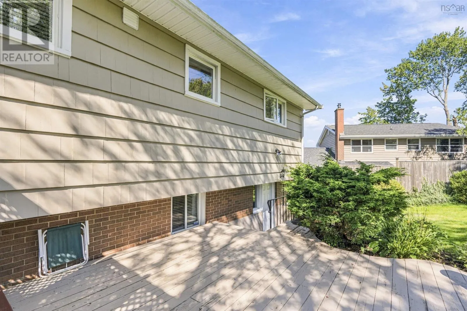18 Northcliffe Lane