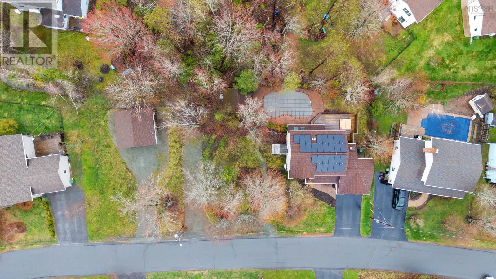 17 Pineview Crescent