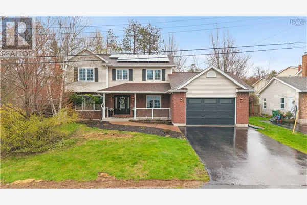 17 Pineview Crescent