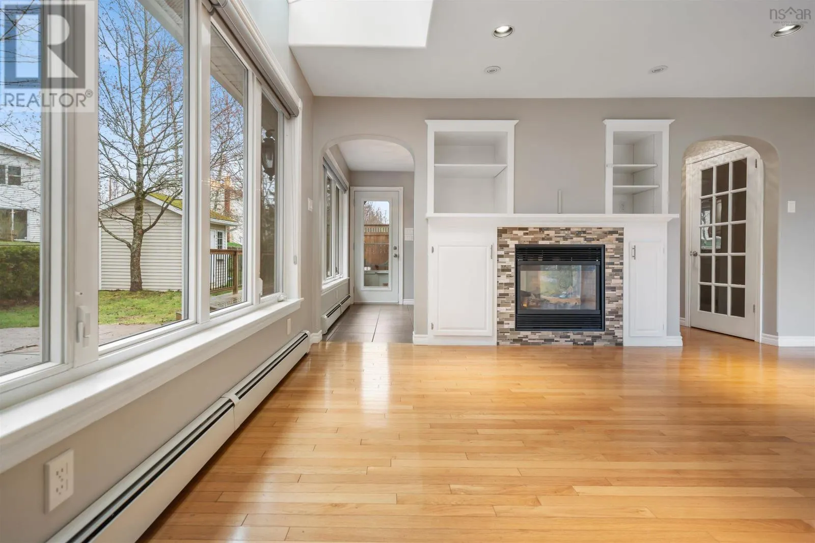 17 Pineview Crescent