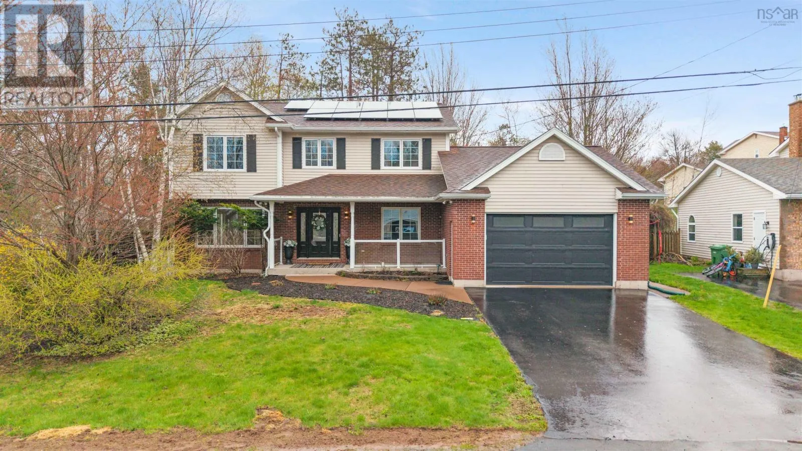 17 Pineview Crescent