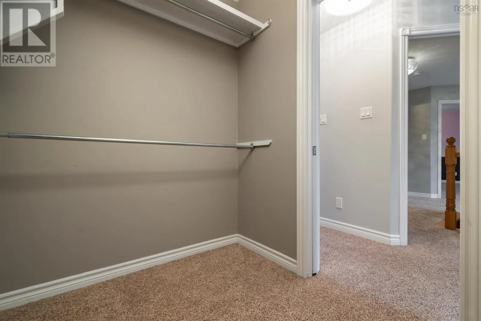 17 Pineview Crescent