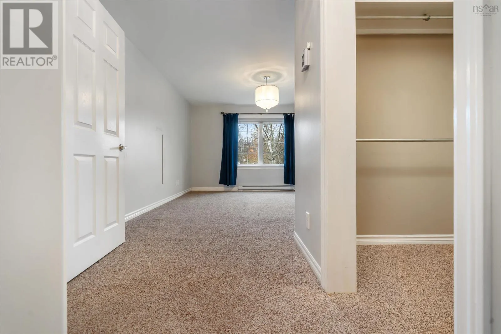 17 Pineview Crescent