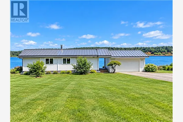 110 Bayview Drive