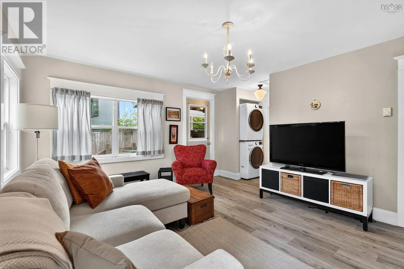 10 Braeburn Road