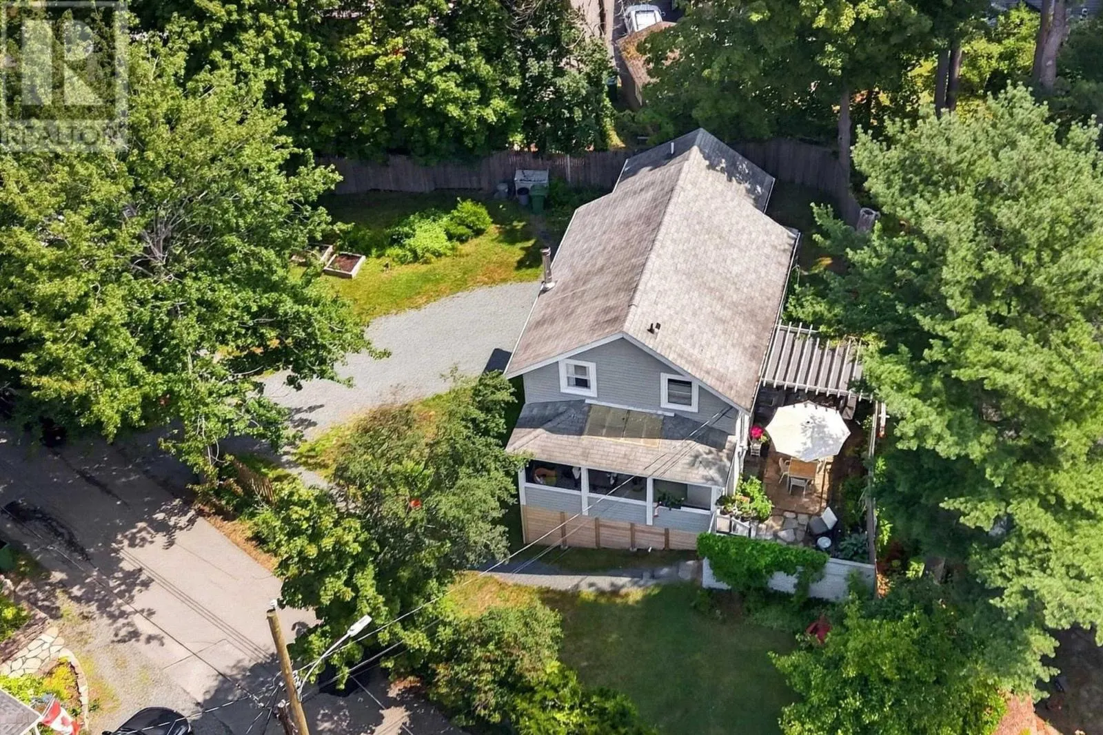 10 Braeburn Road