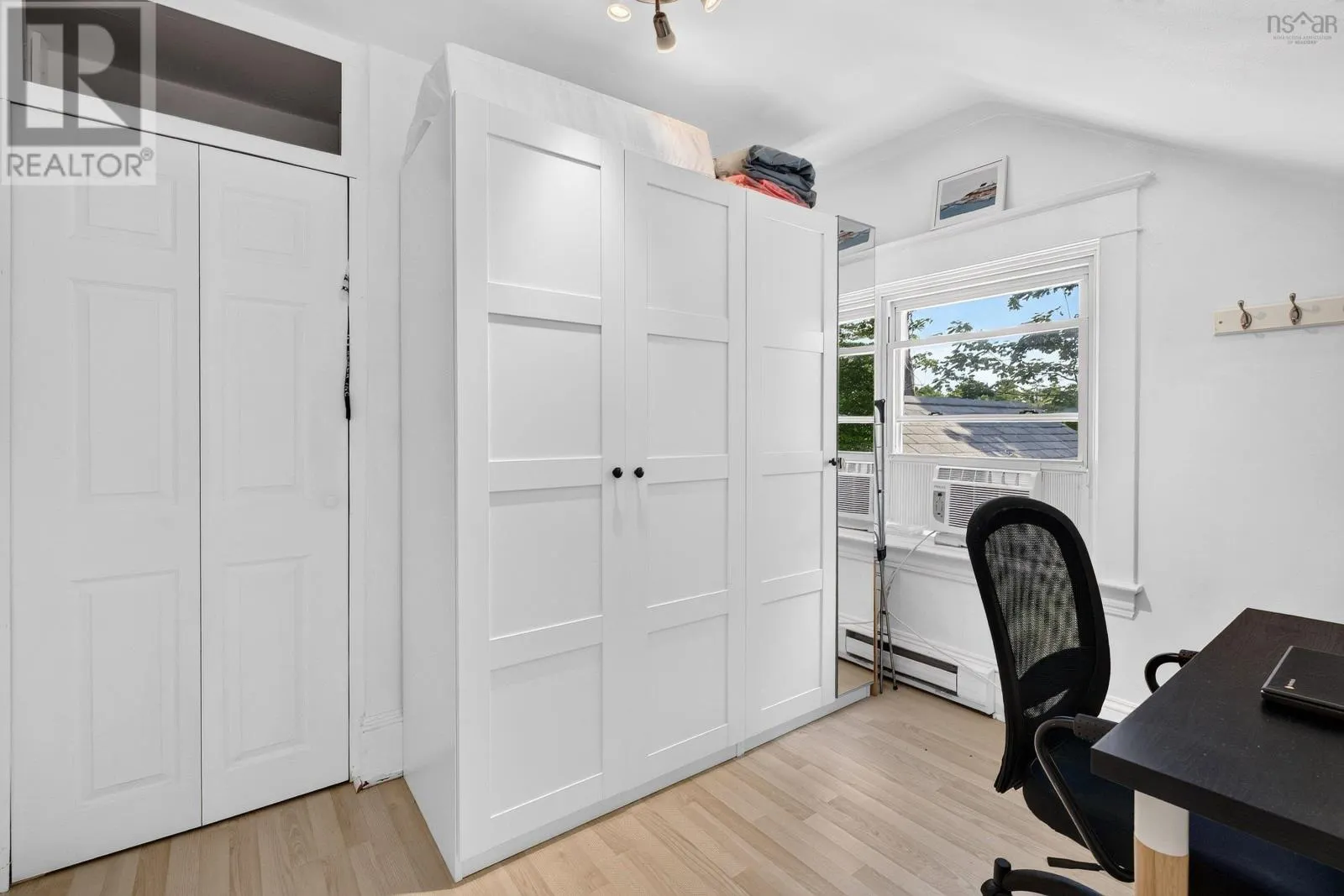 10 Braeburn Road