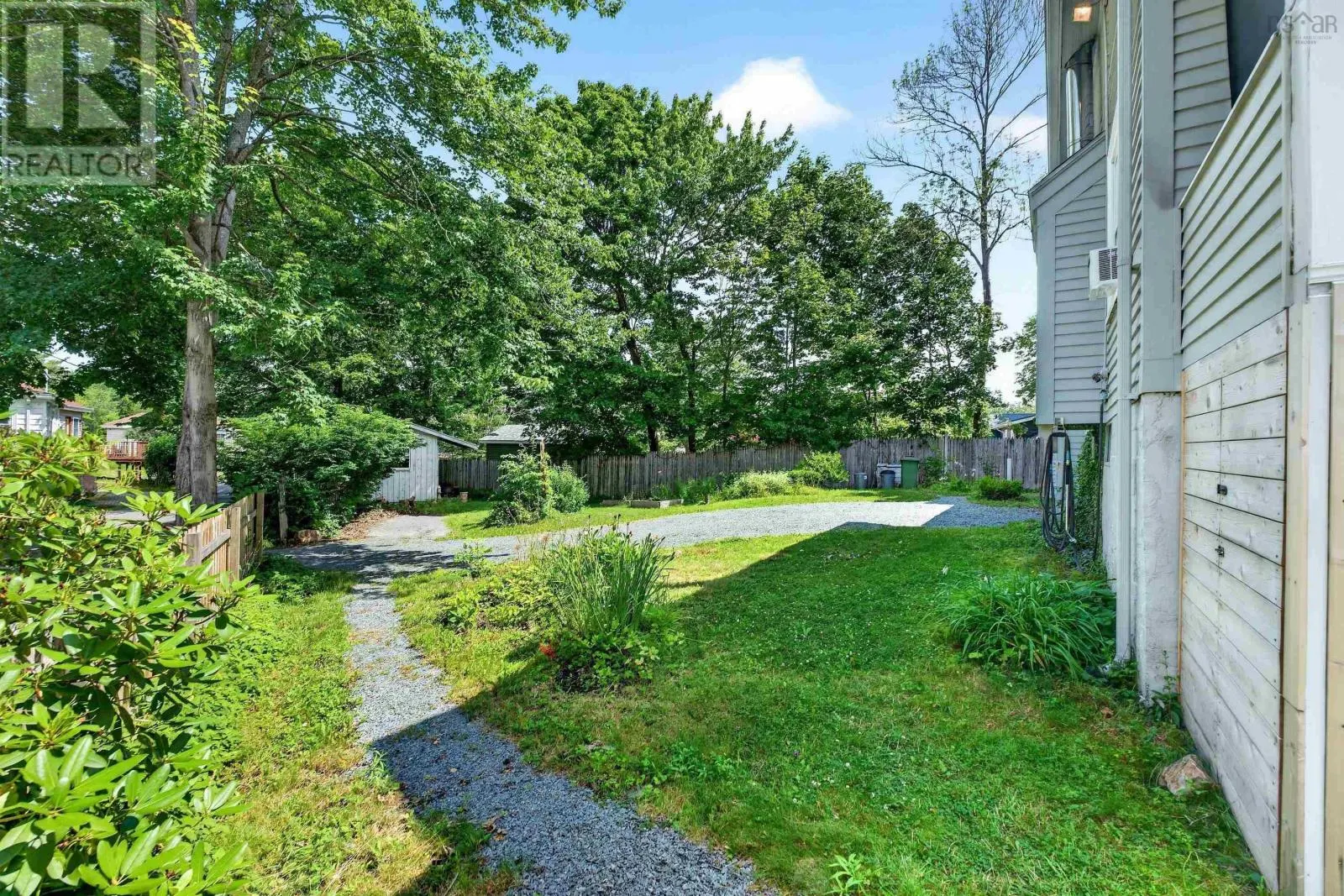 10 Braeburn Road