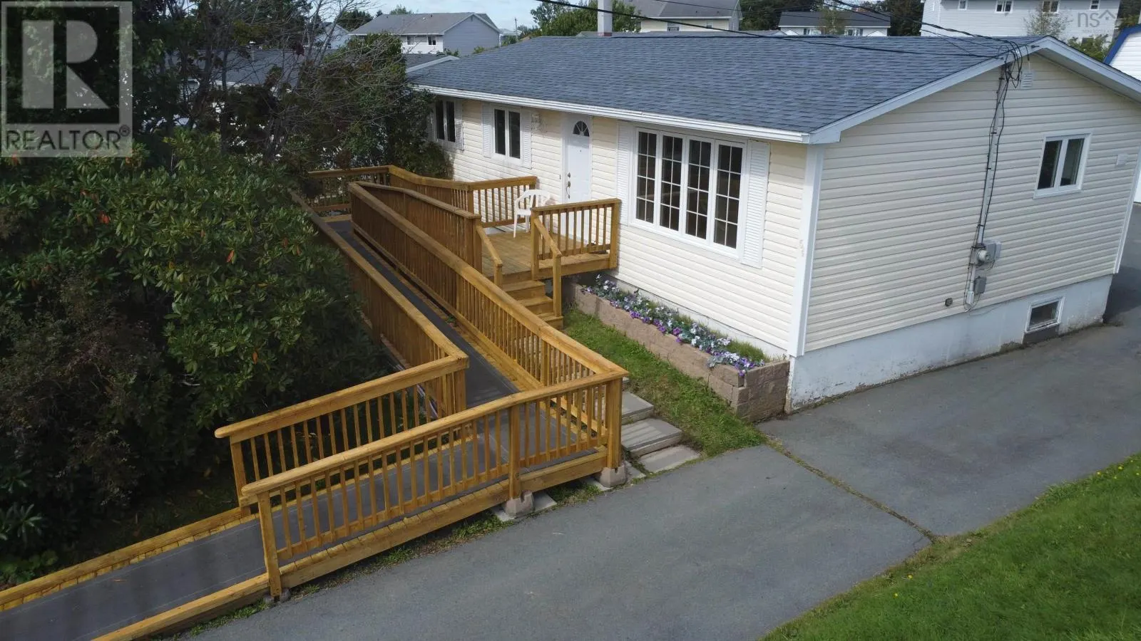 54 Himmelman Drive