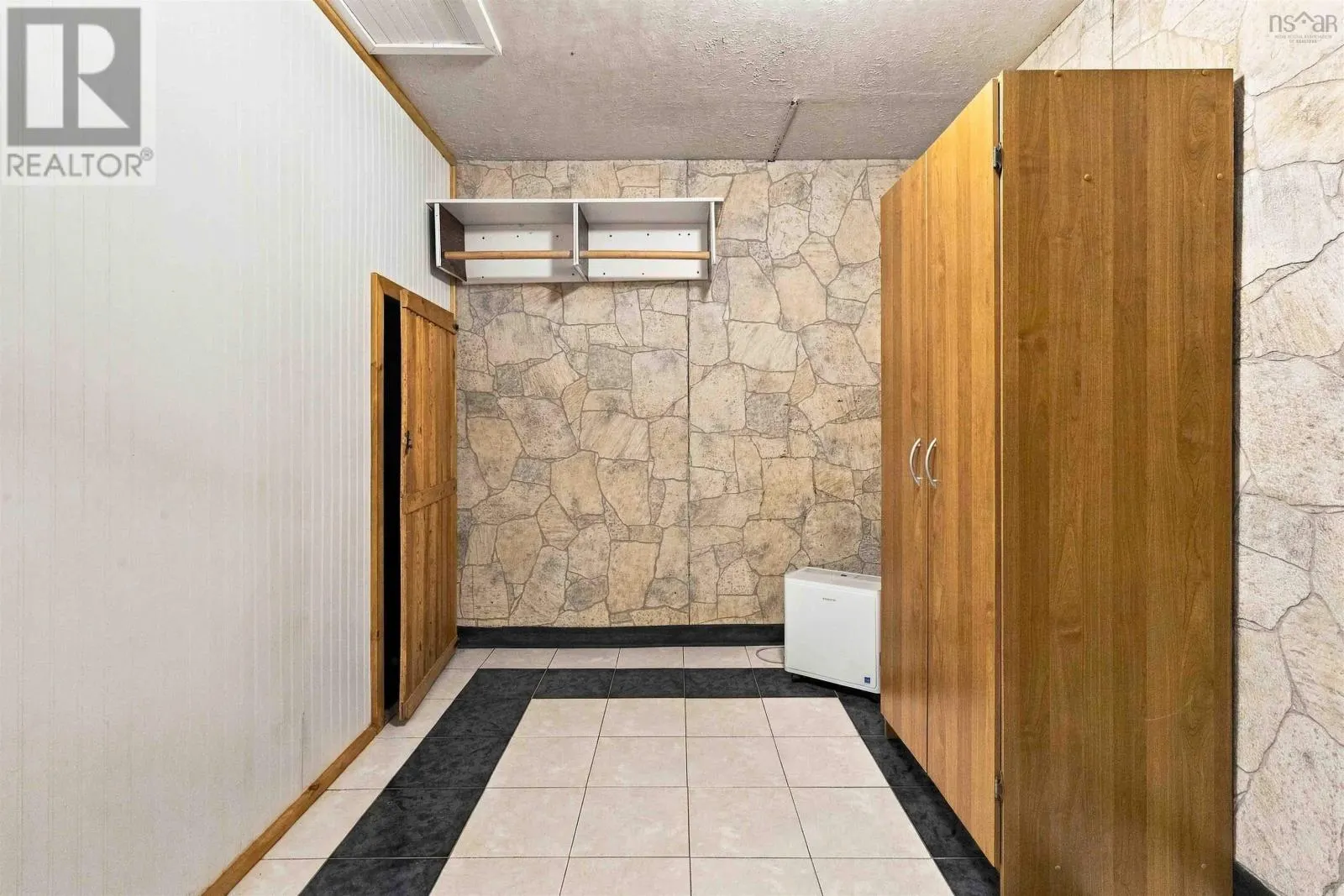 54 Himmelman Drive