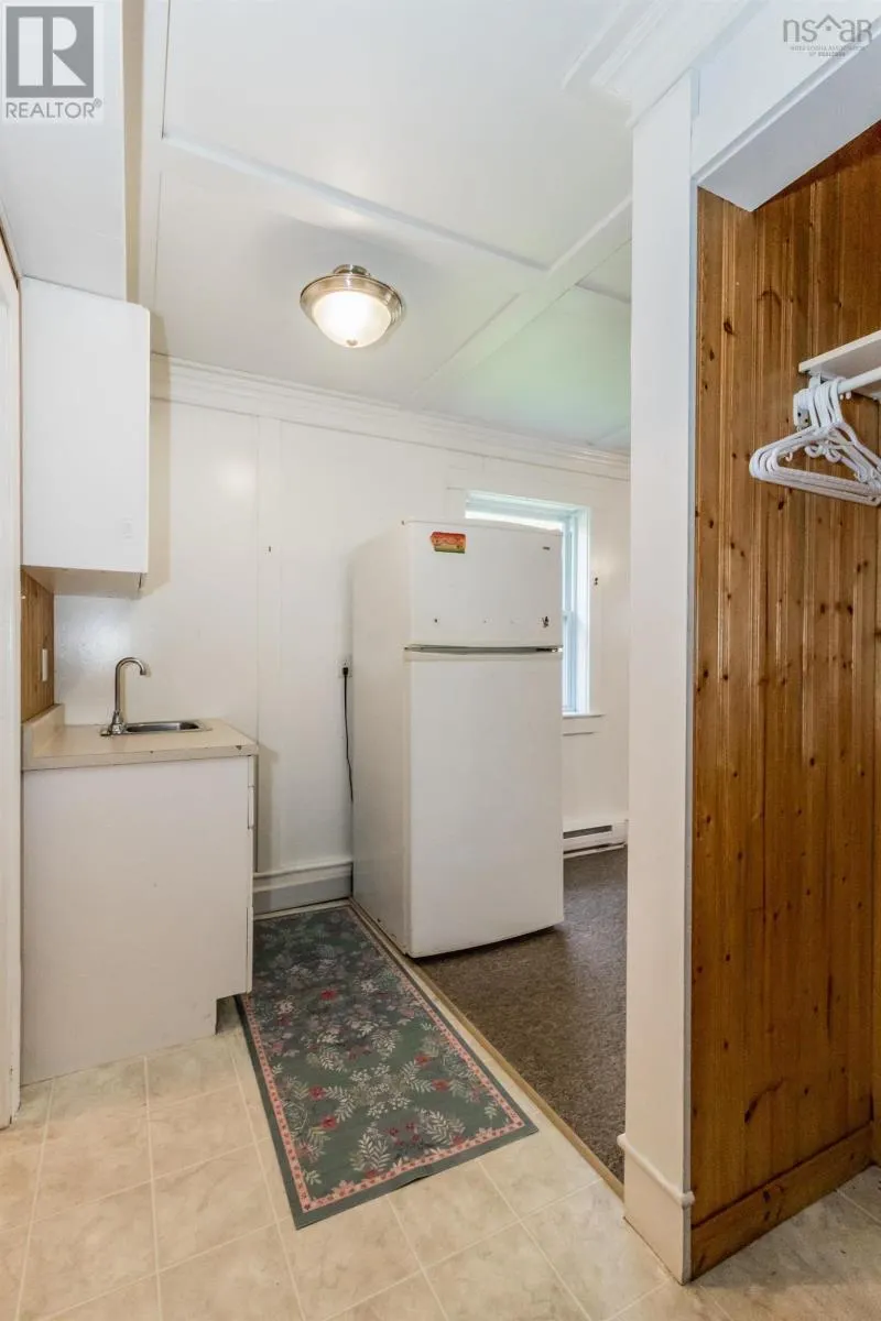 11 Robie Tufts Drive
