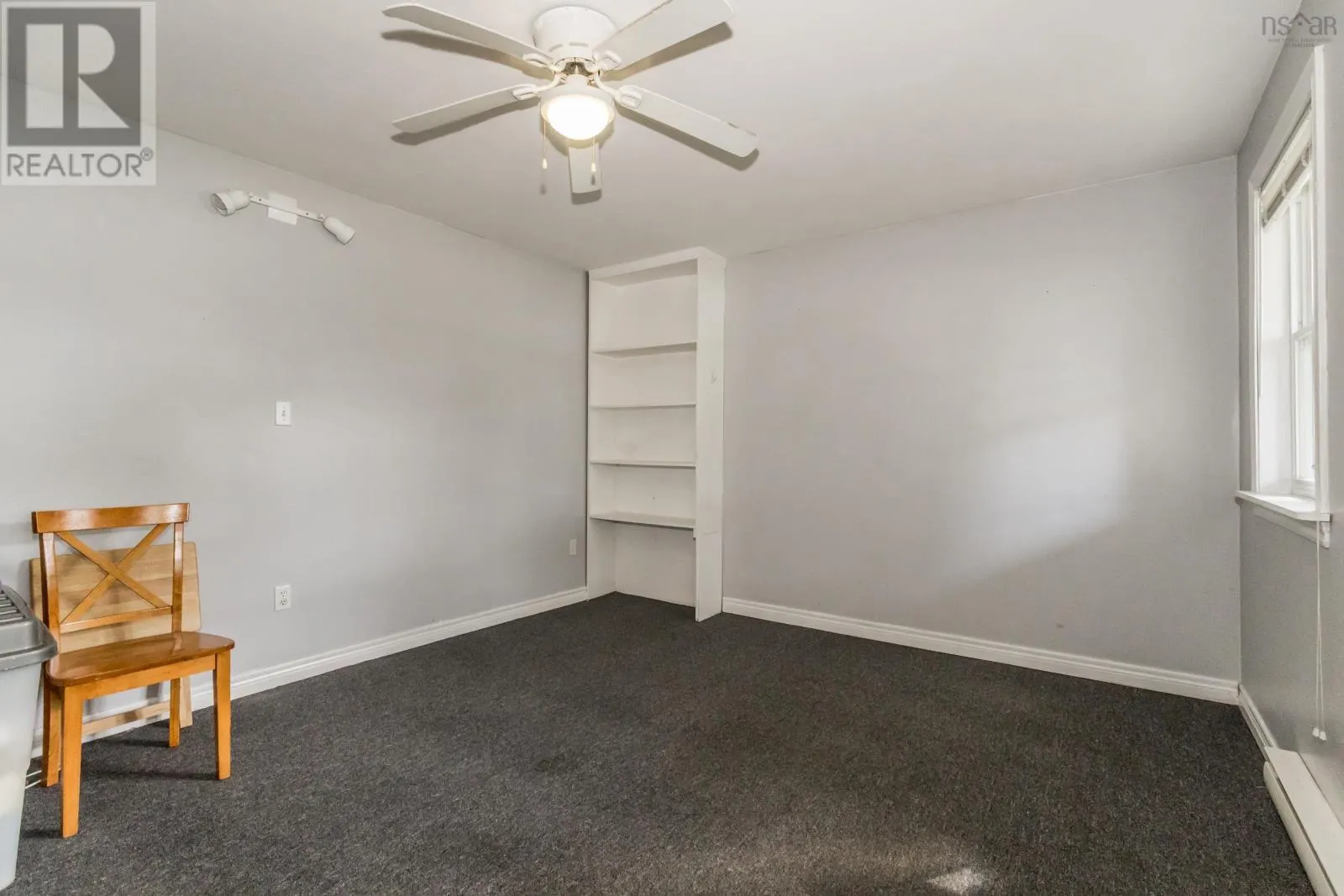 11 Robie Tufts Drive