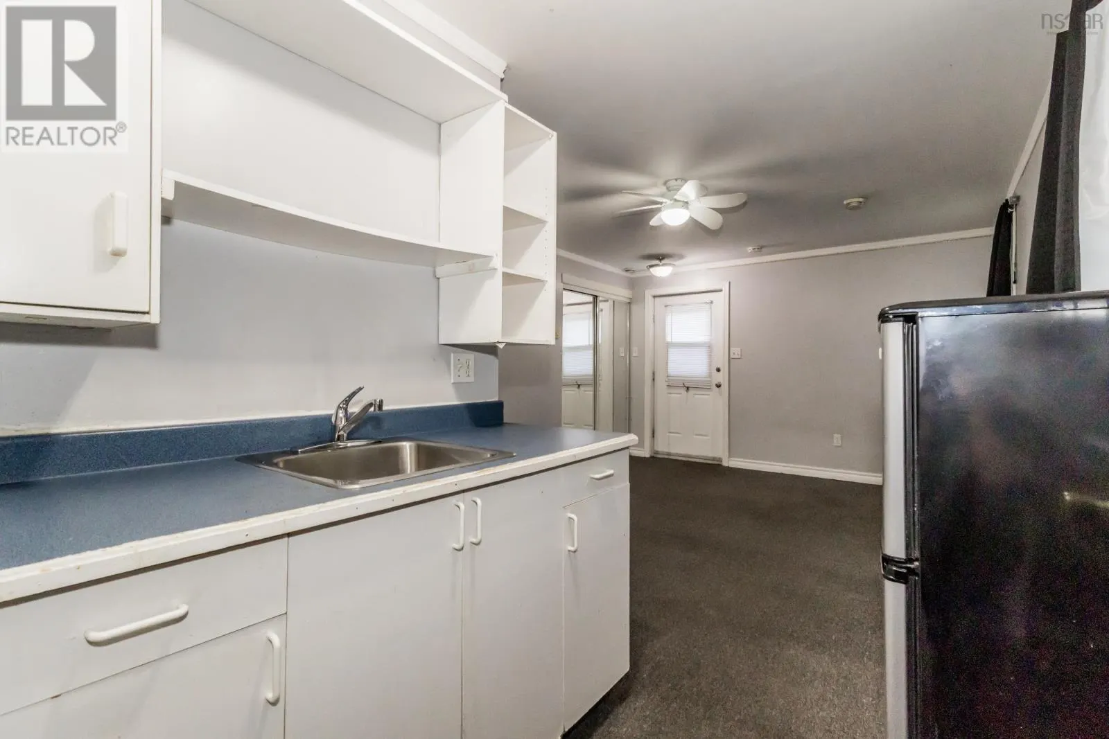 11 Robie Tufts Drive