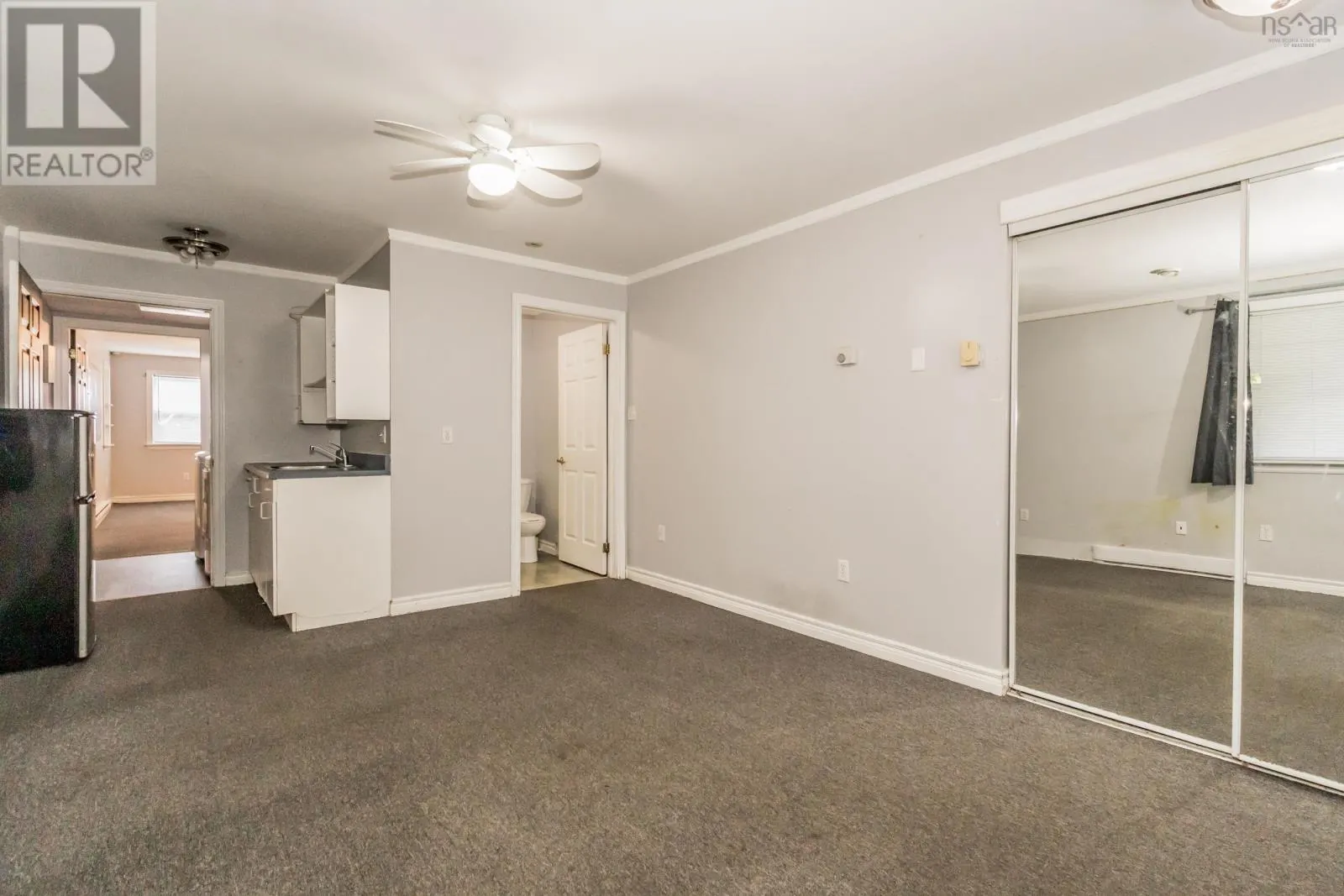 11 Robie Tufts Drive