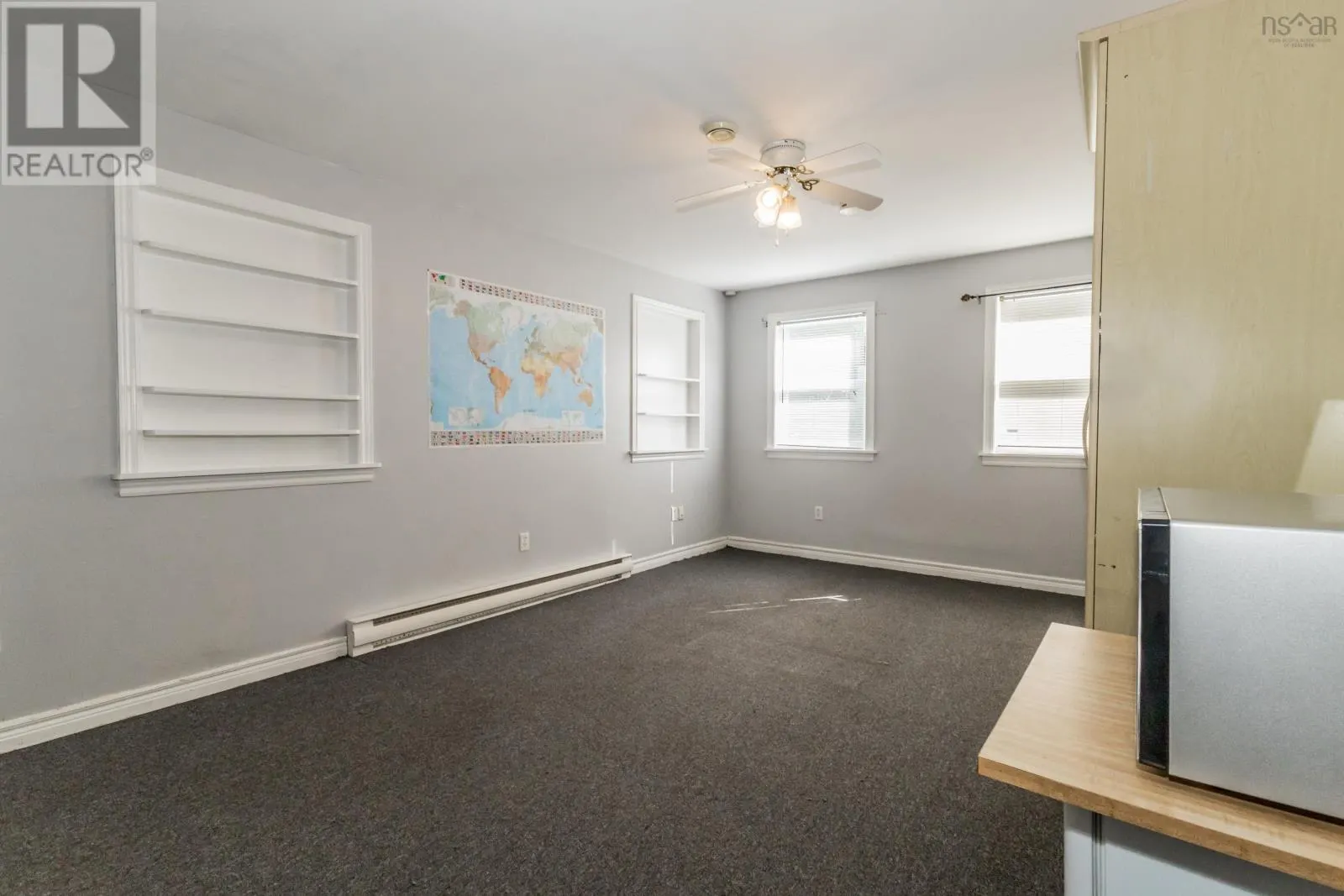 11 Robie Tufts Drive