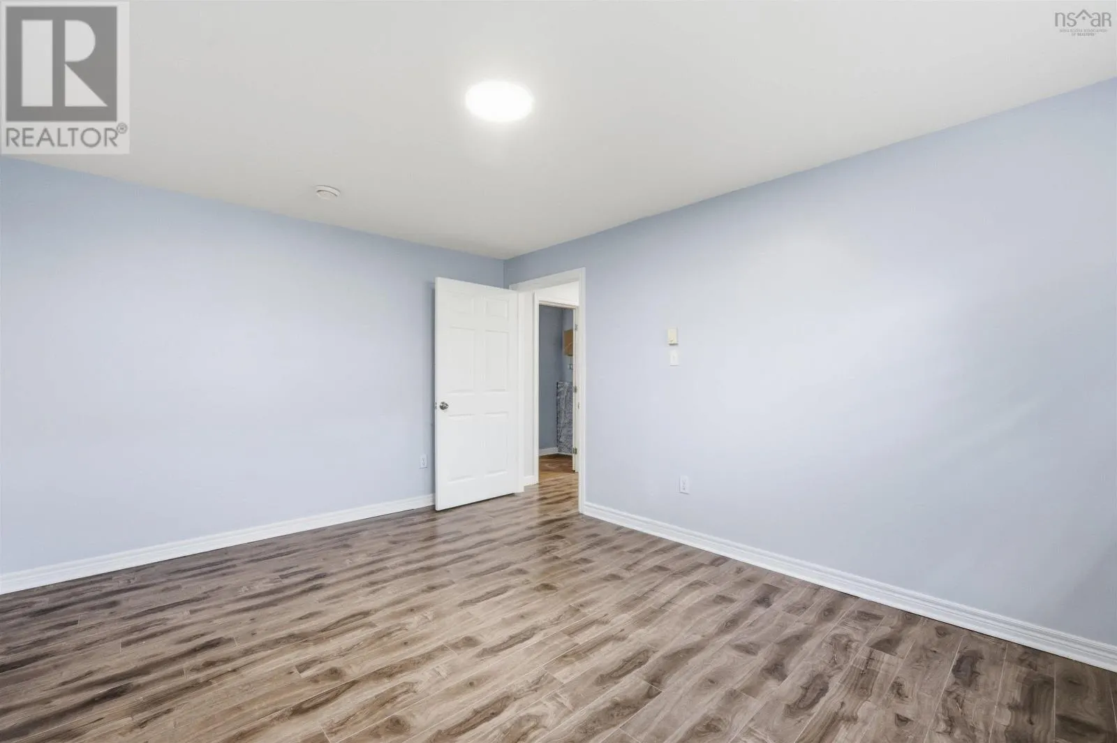 113 Feruz Crescent
