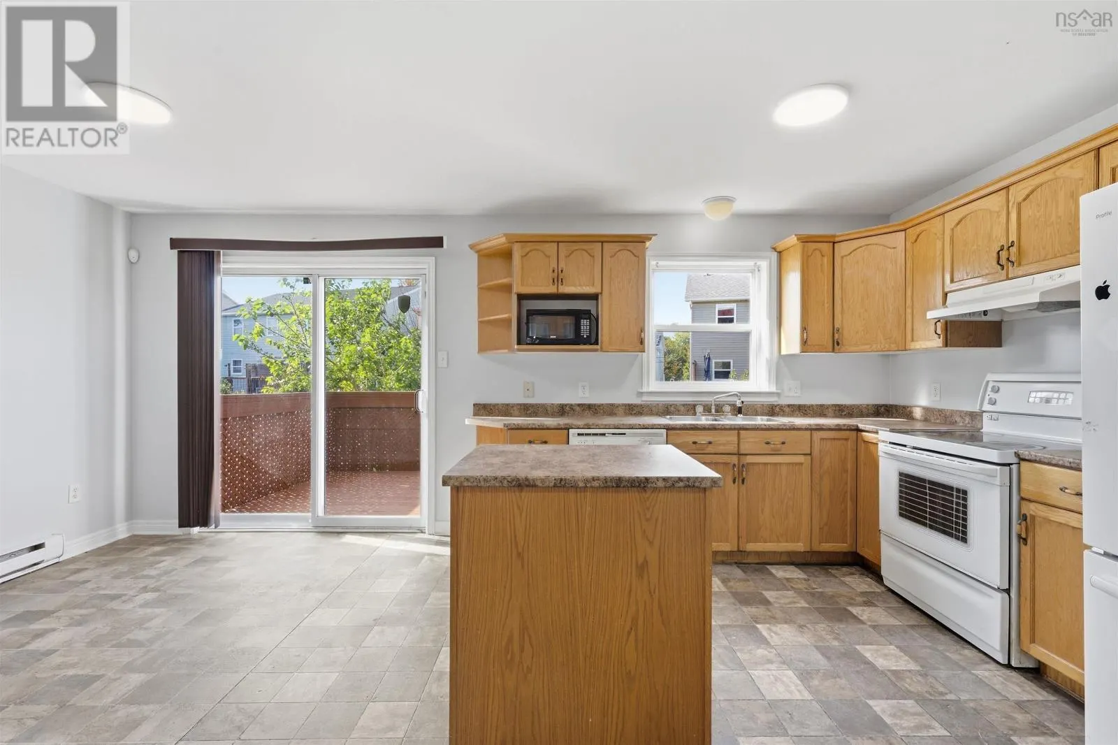 113 Feruz Crescent