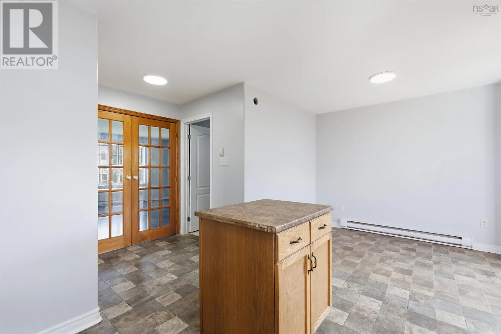113 Feruz Crescent