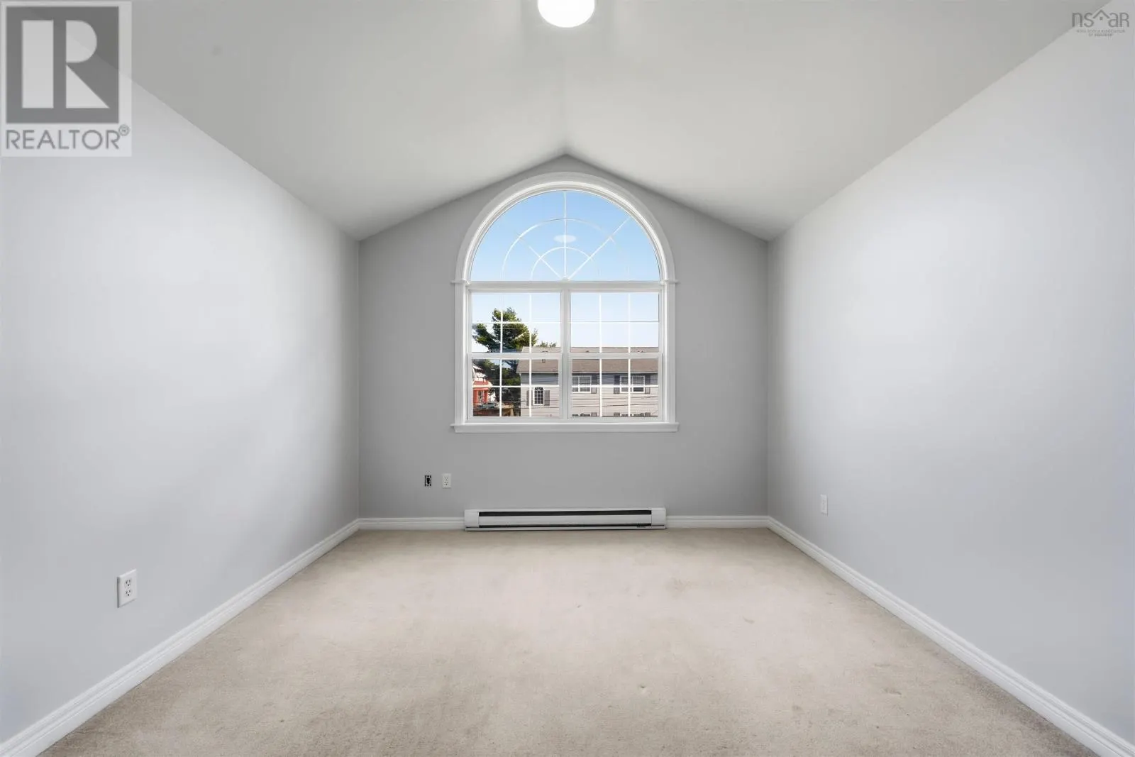 113 Feruz Crescent
