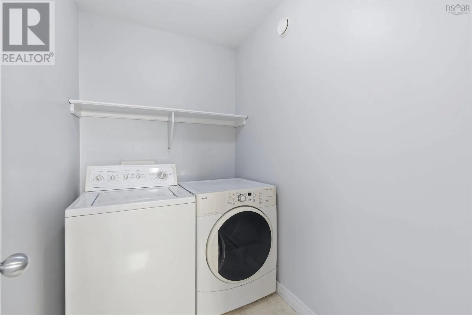 113 Feruz Crescent