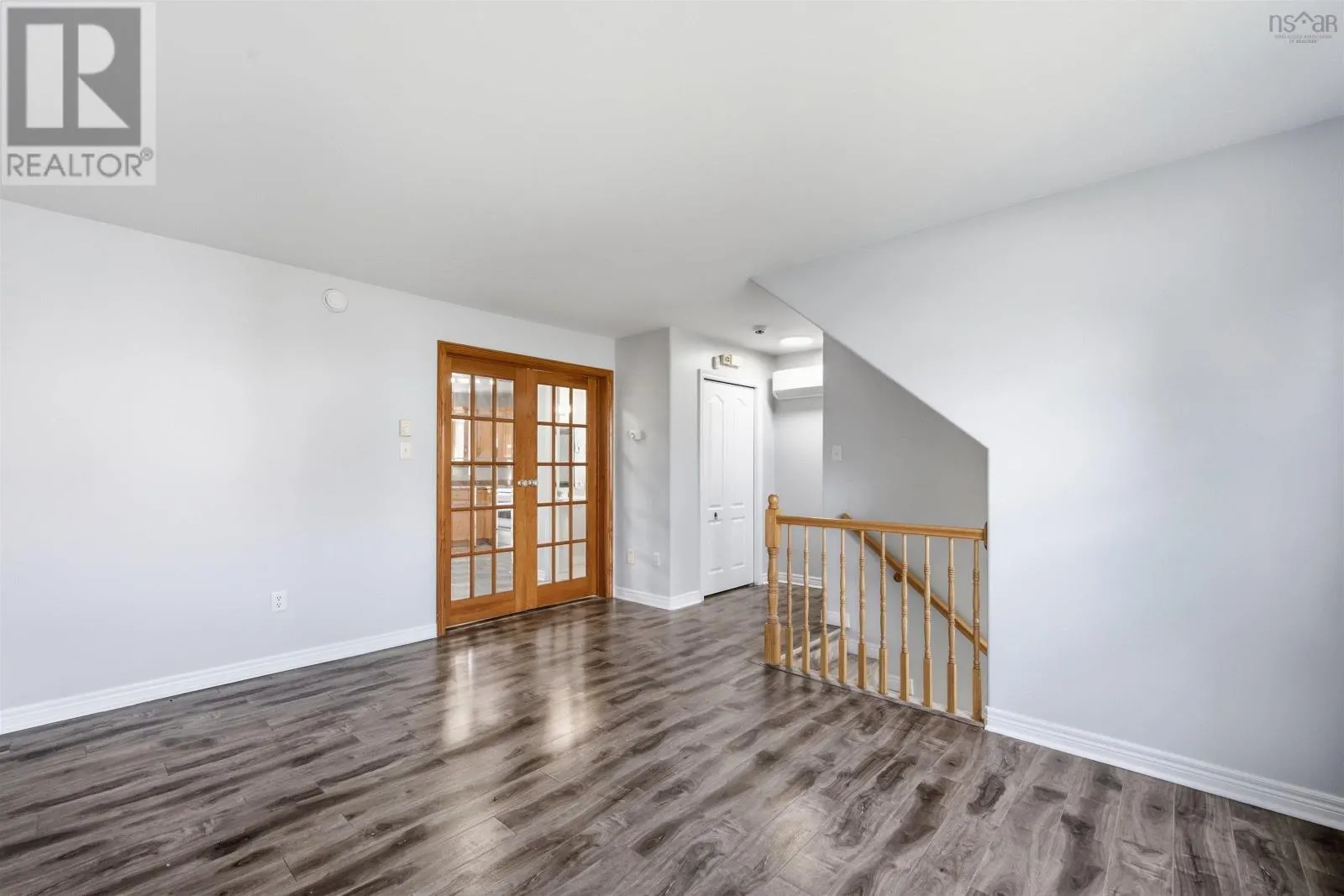 113 Feruz Crescent