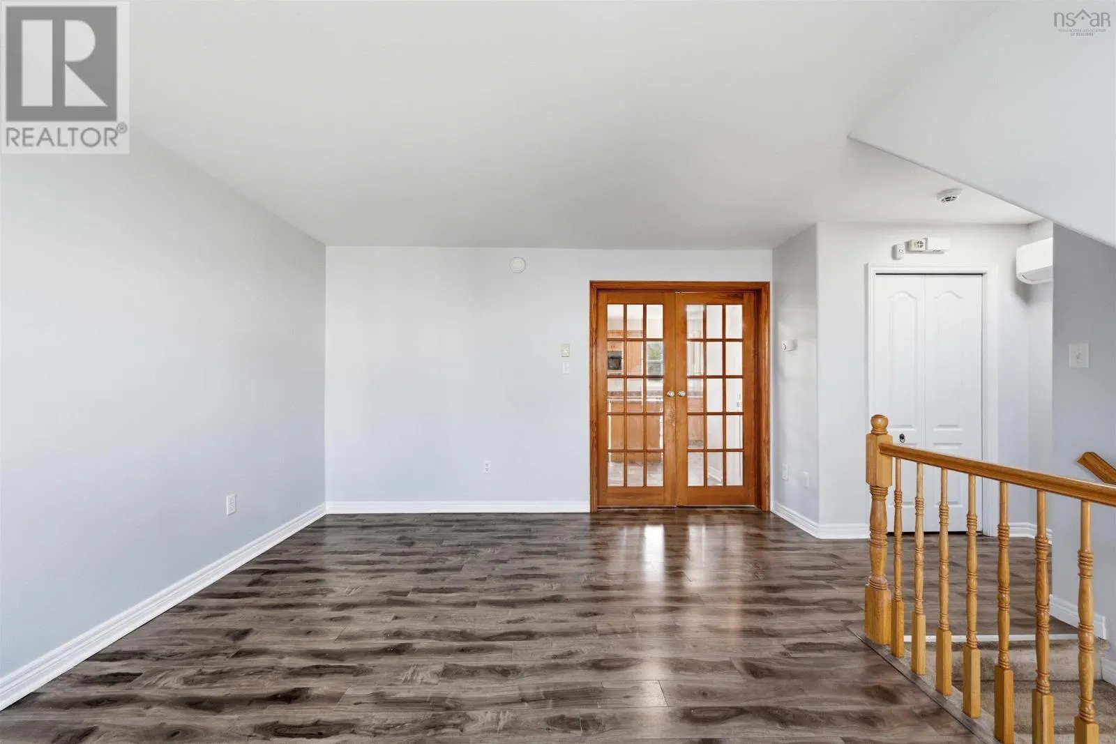 113 Feruz Crescent