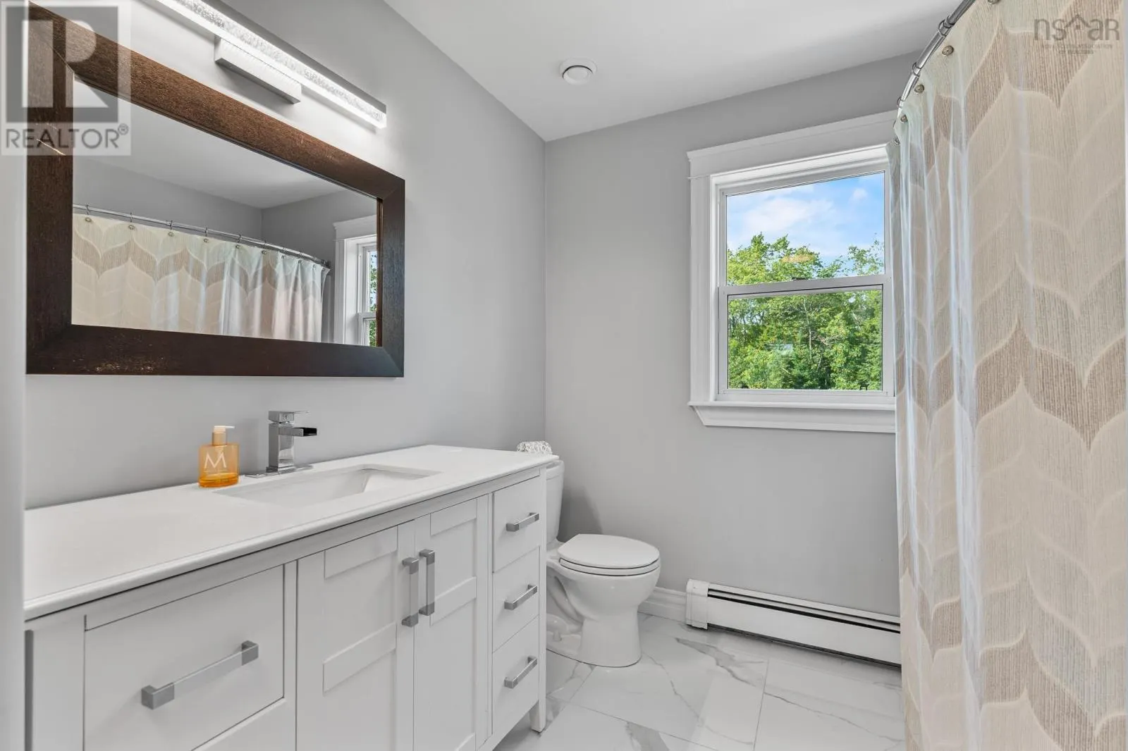 275 Canterbury Lane
