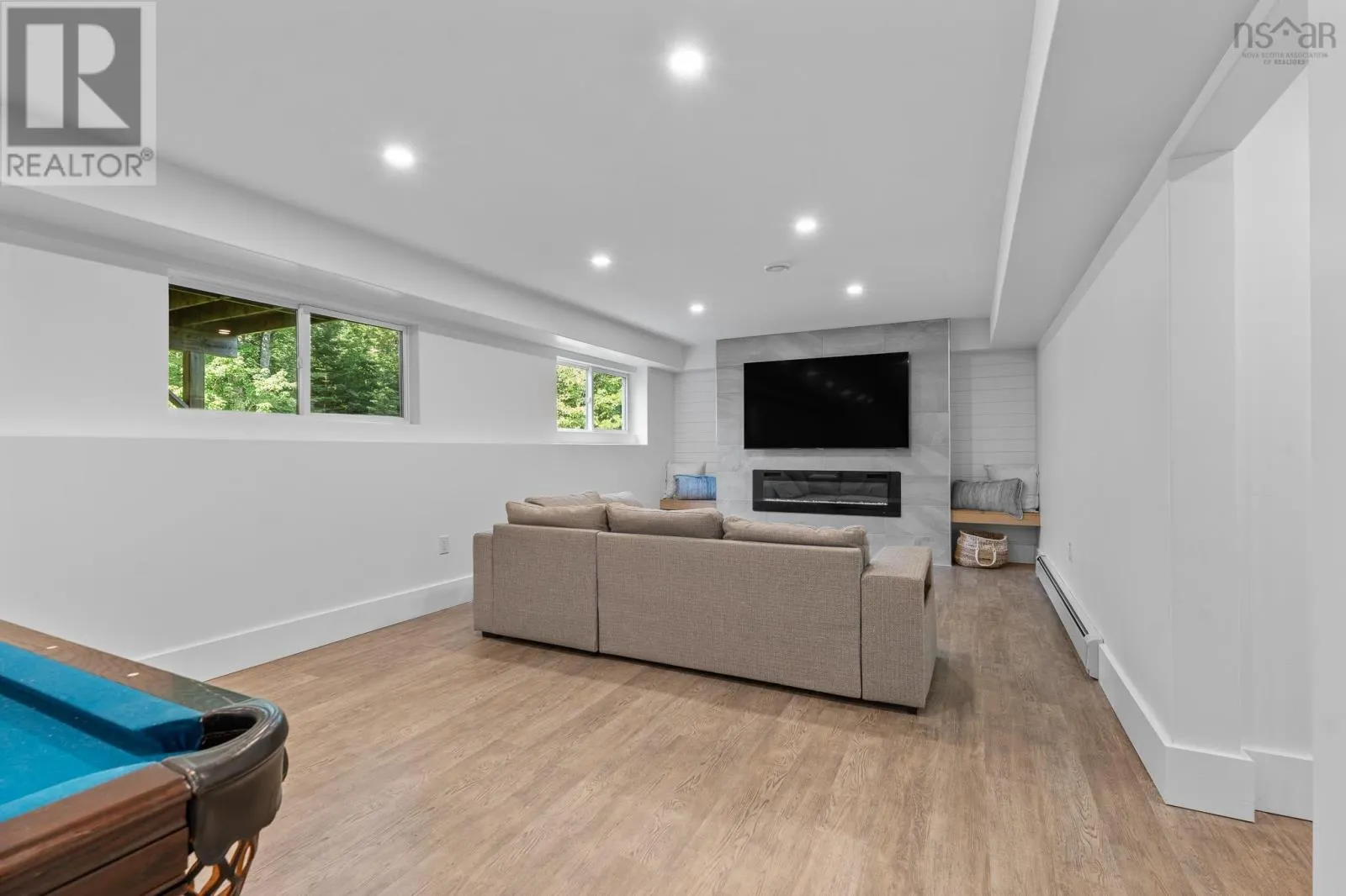 275 Canterbury Lane
