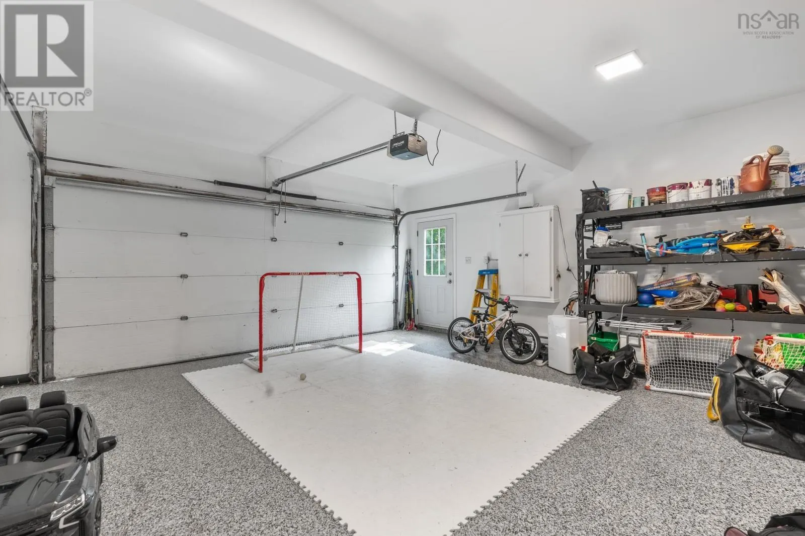 275 Canterbury Lane