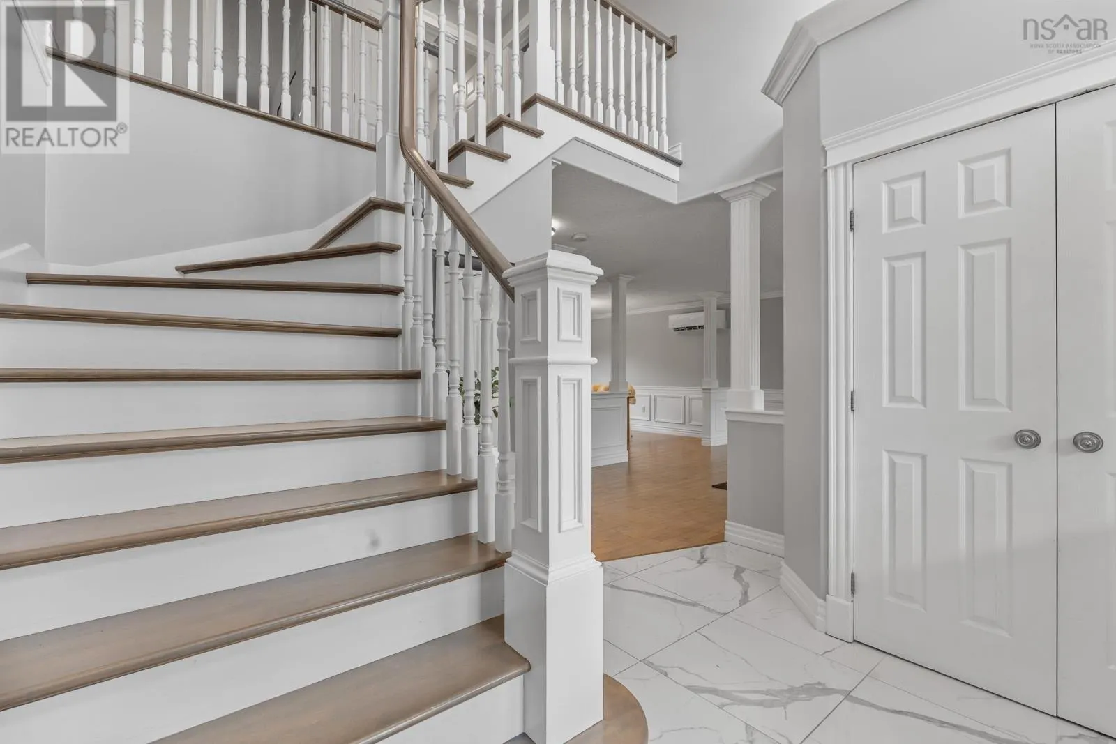 275 Canterbury Lane