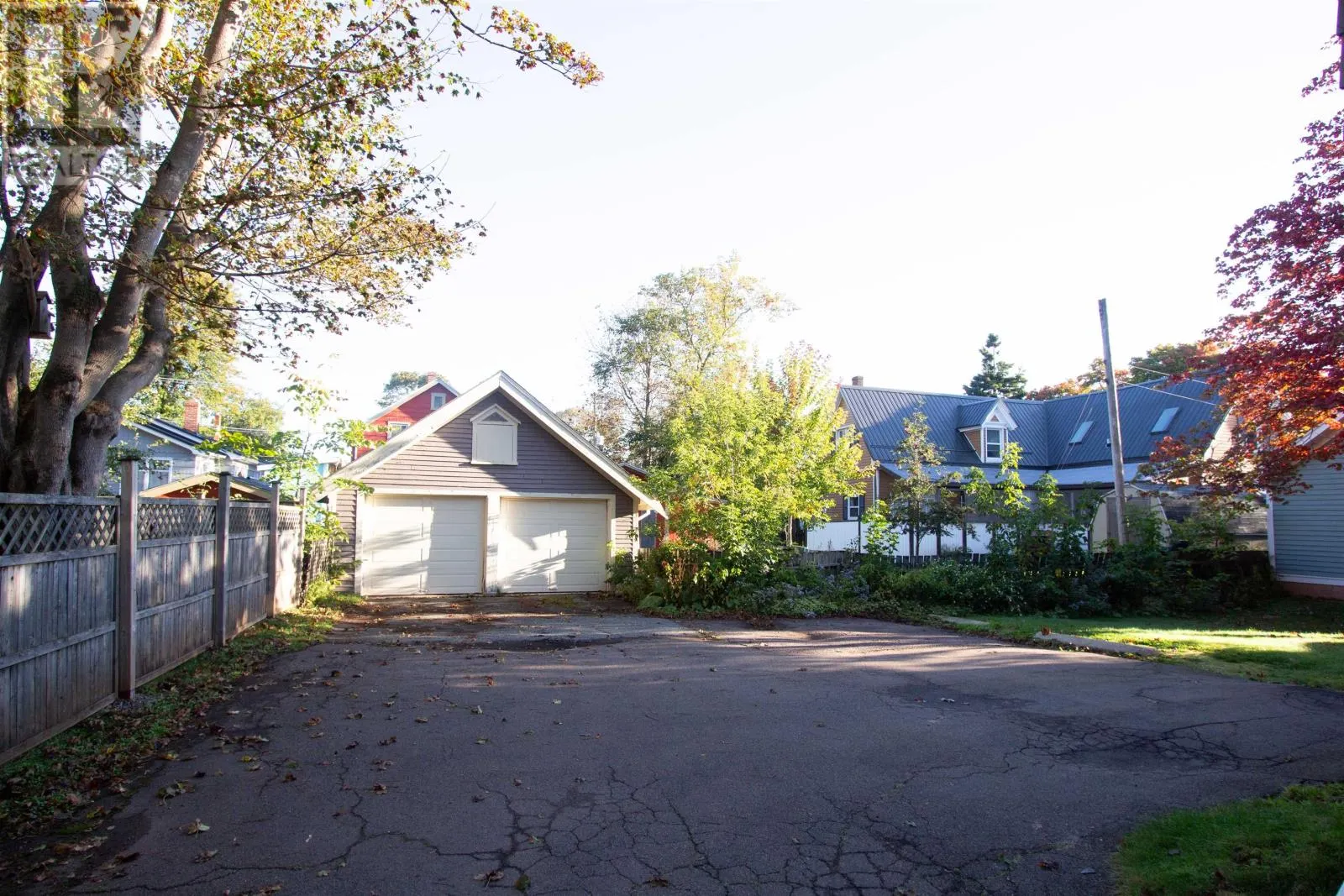 211 Notre Dame Street