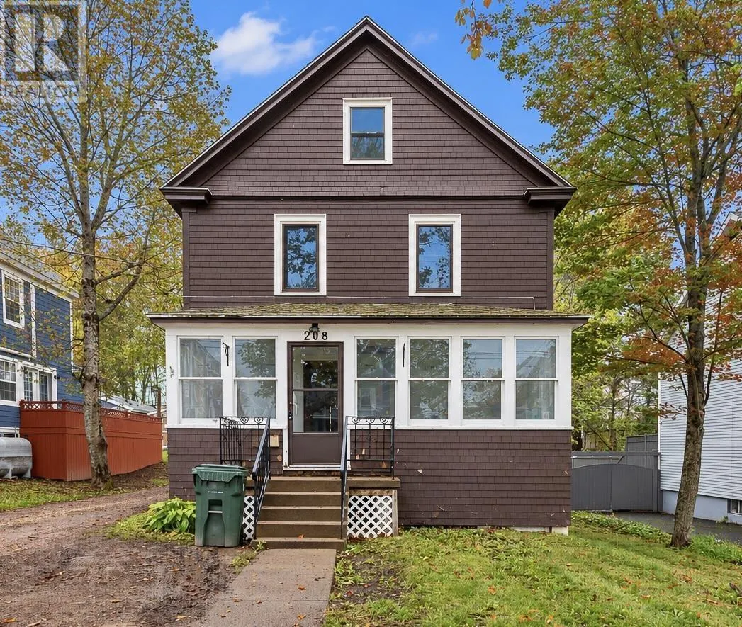 208 Whitney Avenue