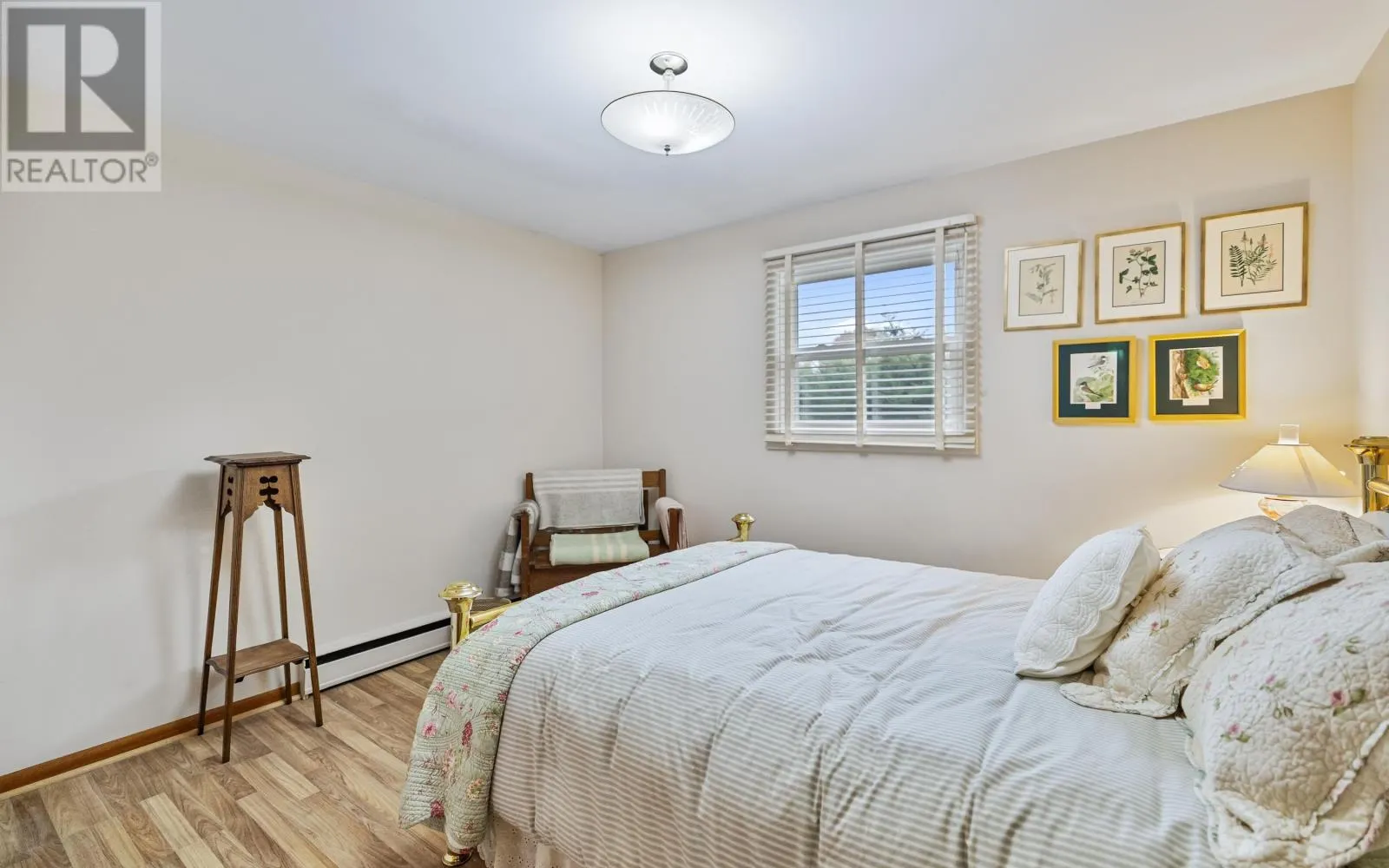 21 Smallwood Crescent