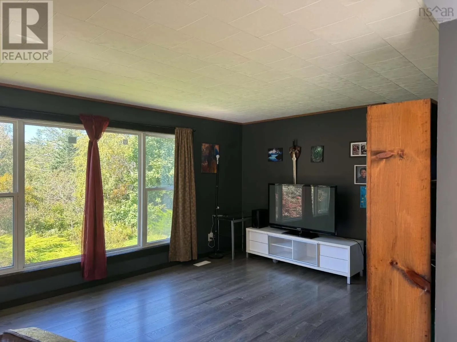 101 Tinkham Road