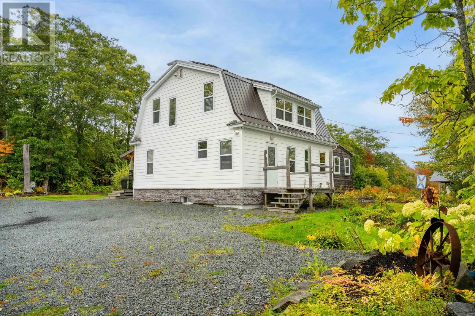 35 Riverside Lane