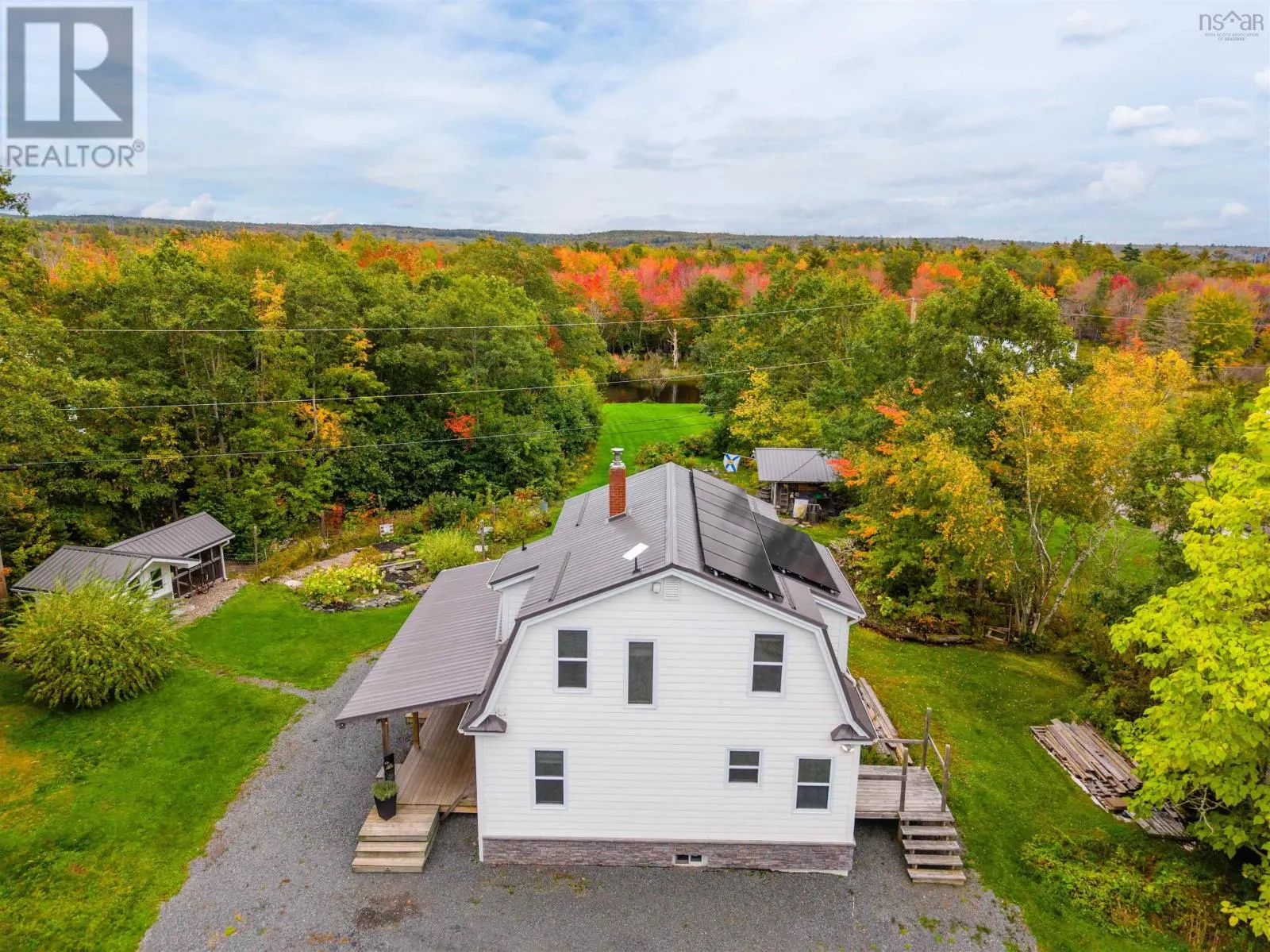35 Riverside Lane