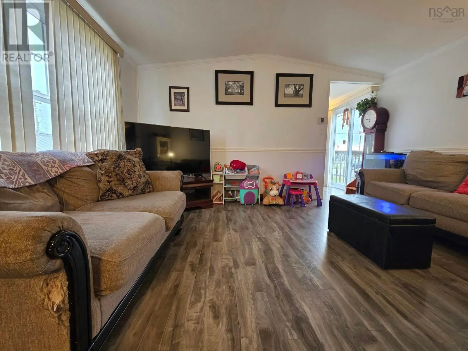 87 Dresden Way