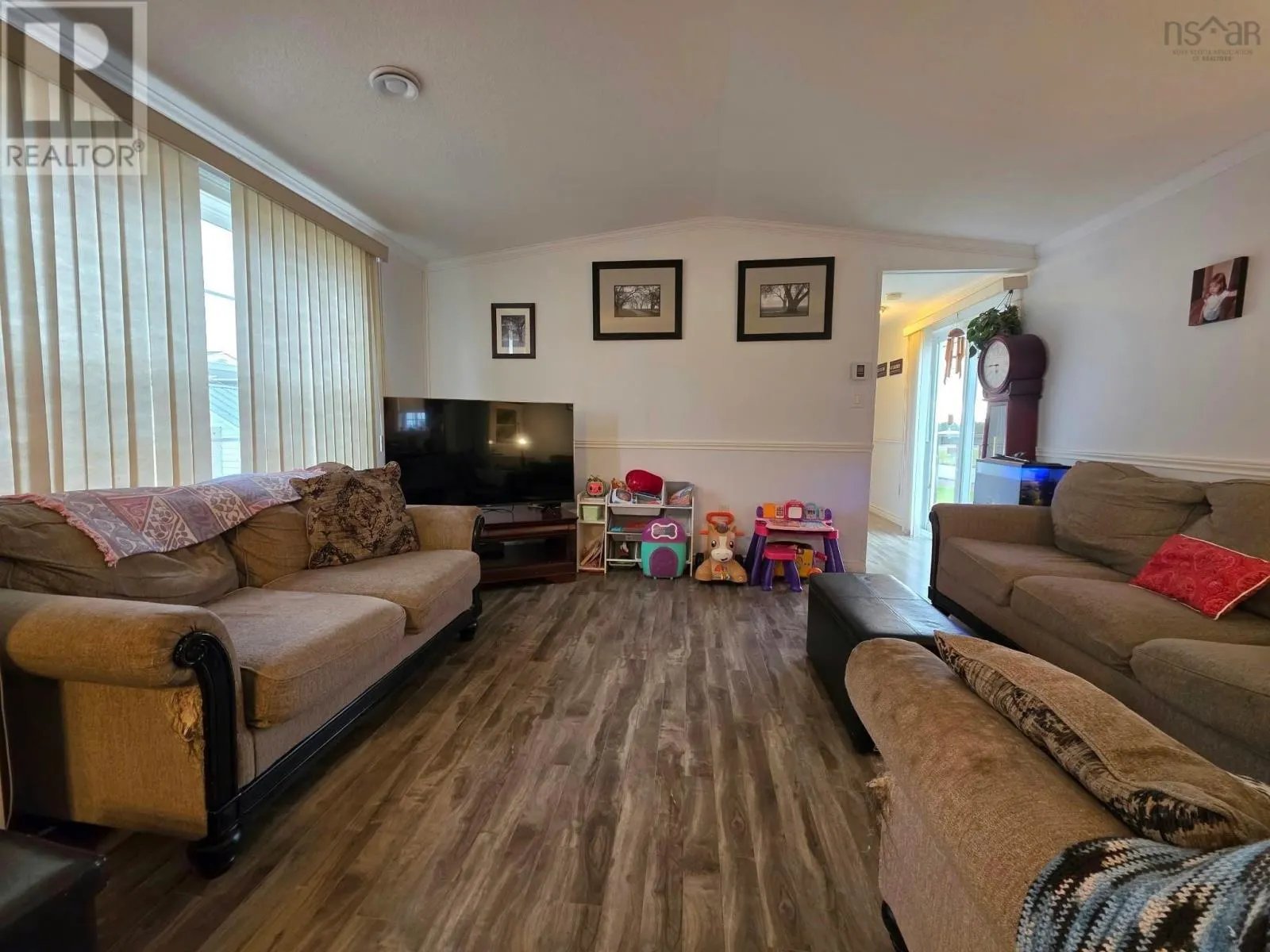 87 Dresden Way