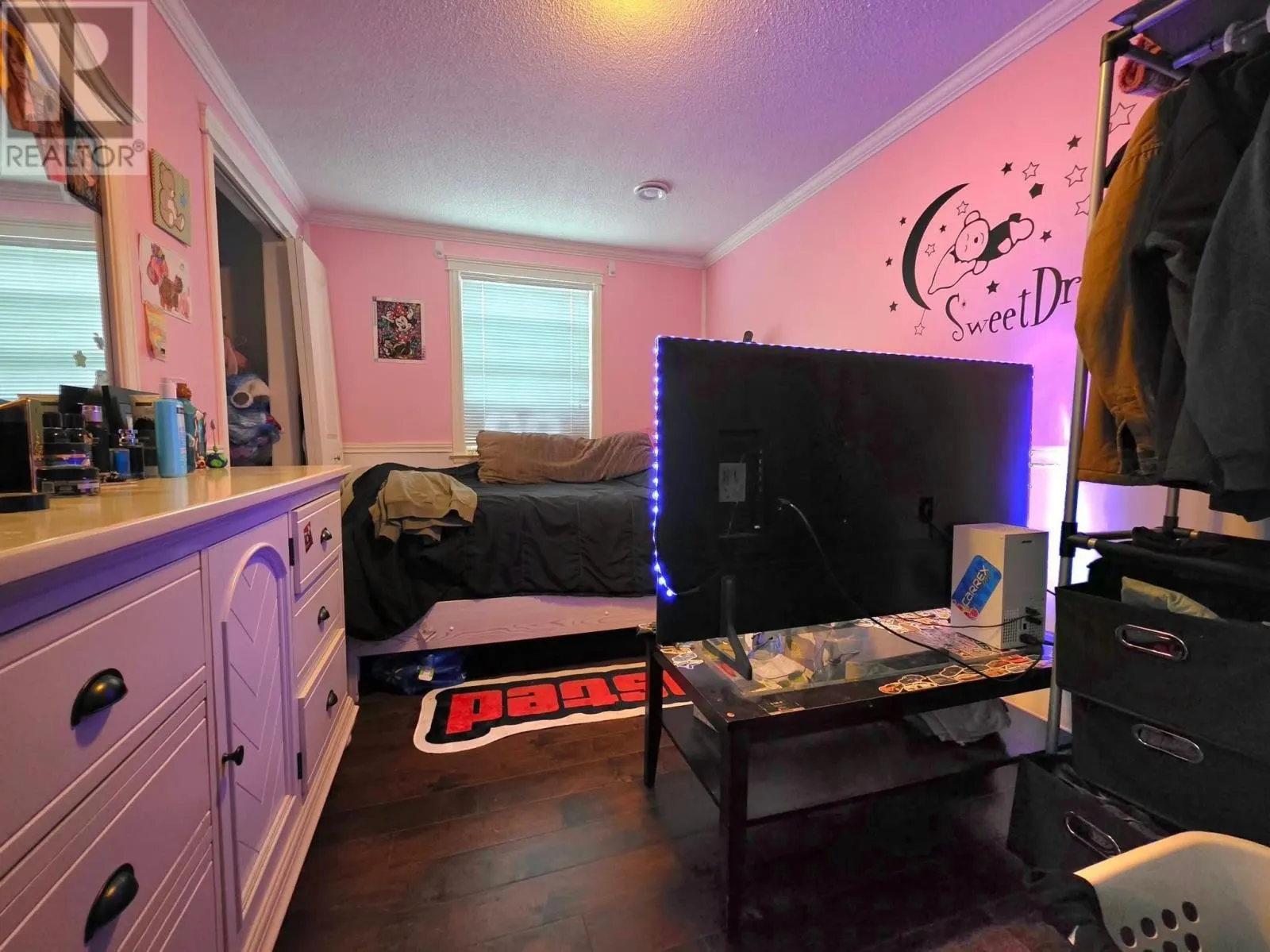 87 Dresden Way