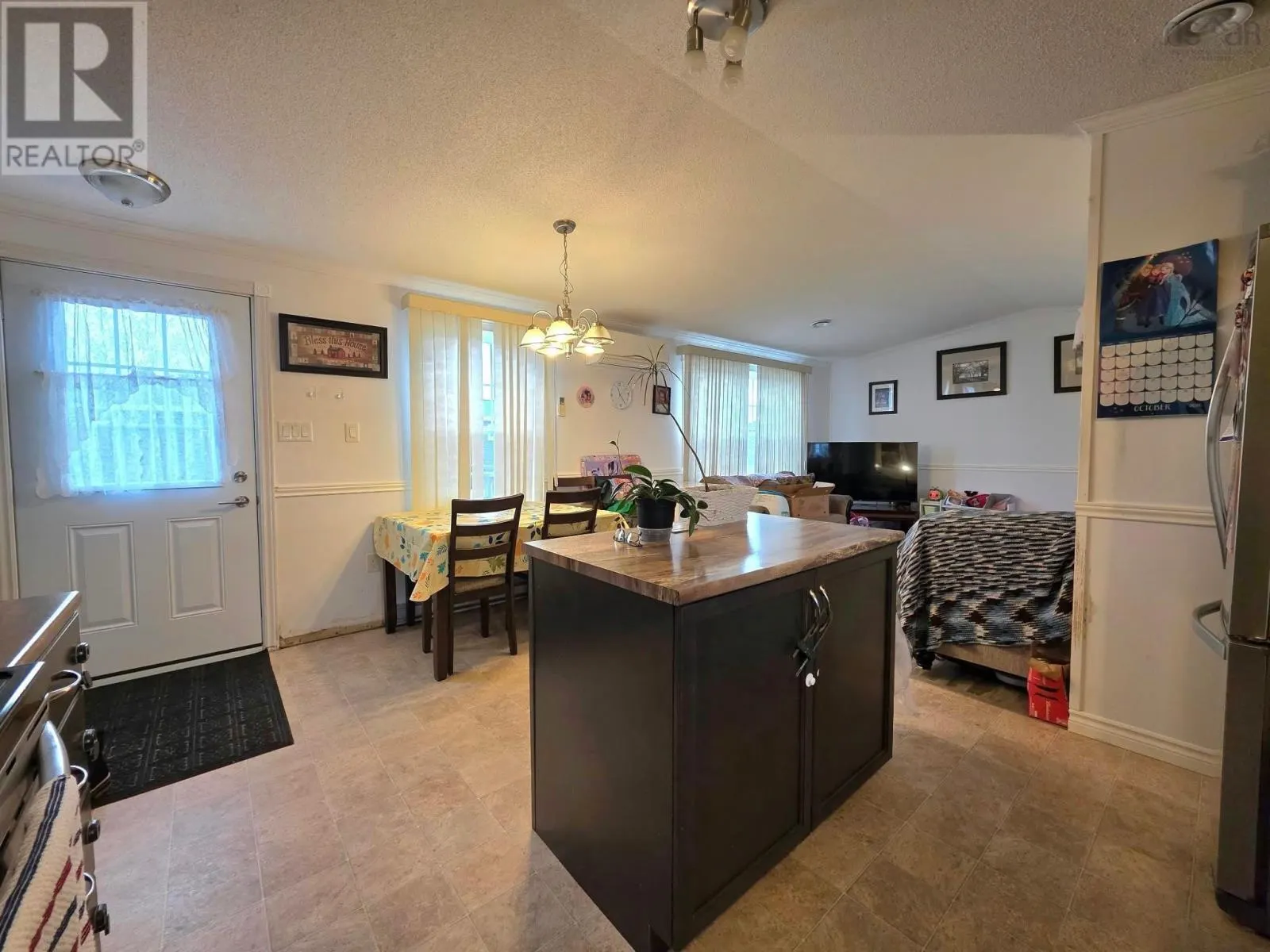 87 Dresden Way