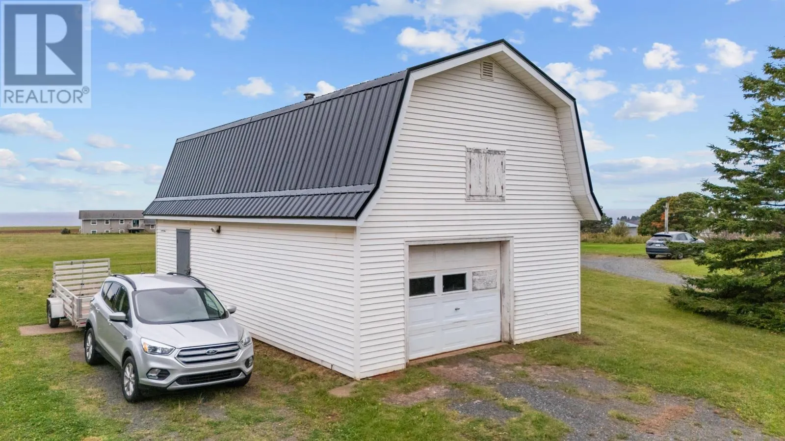 562 EAST POINT Road