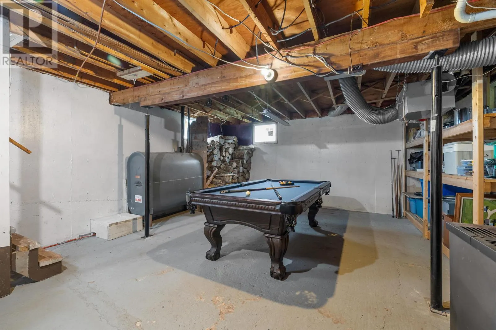 562 EAST POINT Road
