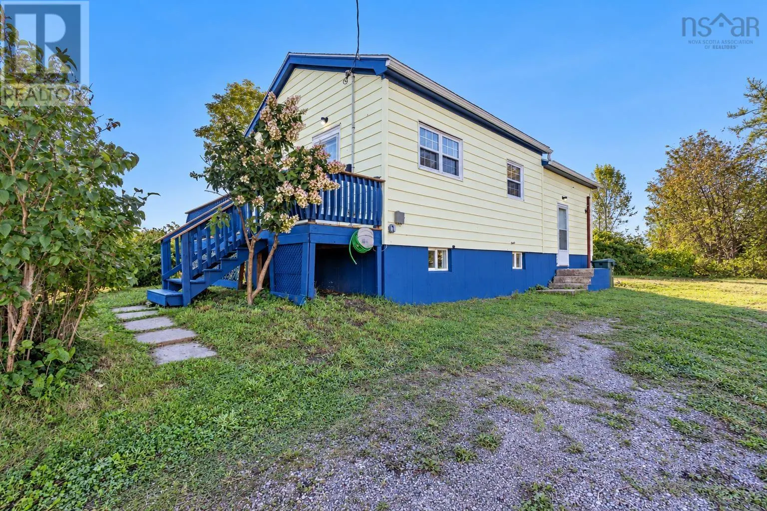 142 Maloney Street