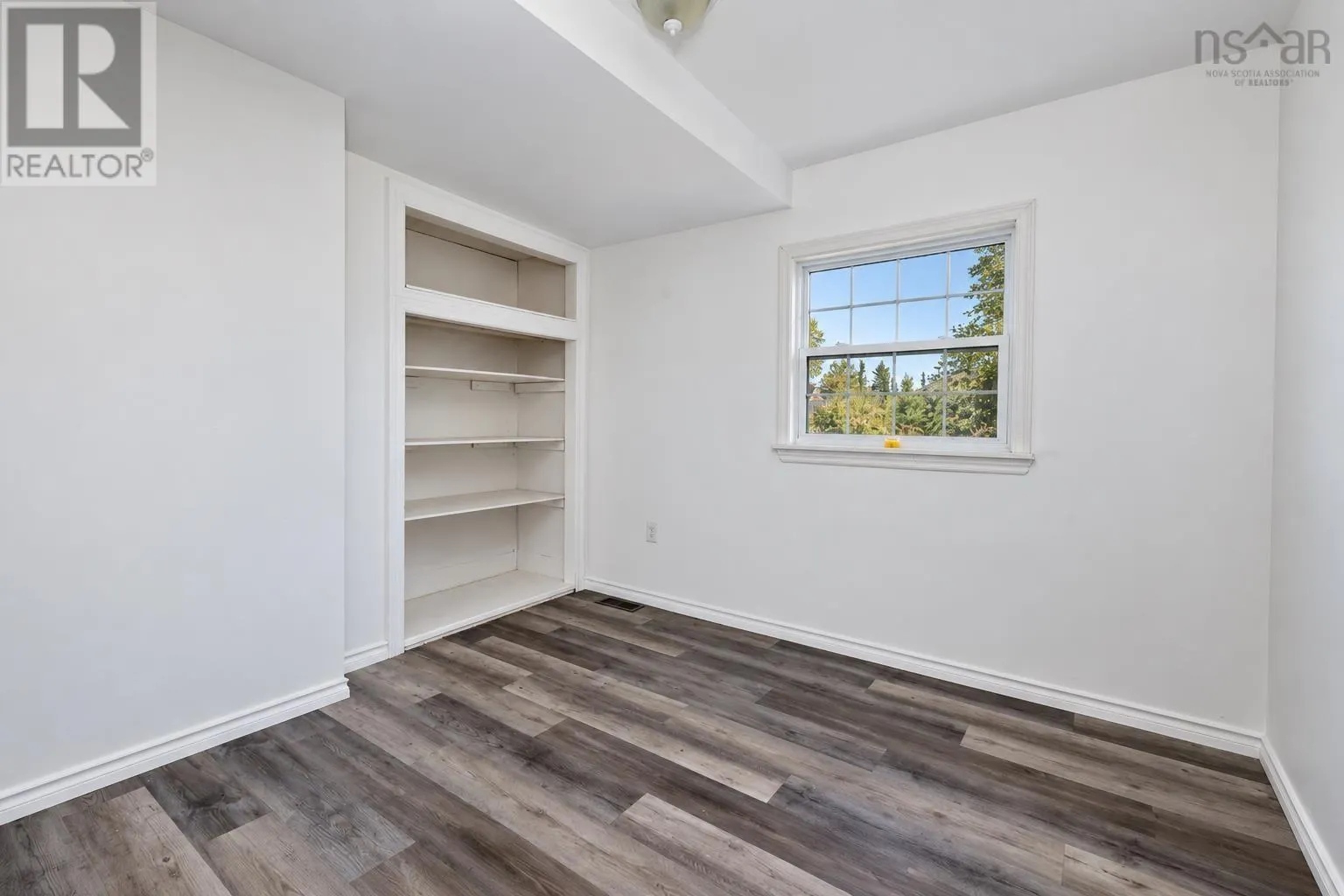 142 Maloney Street
