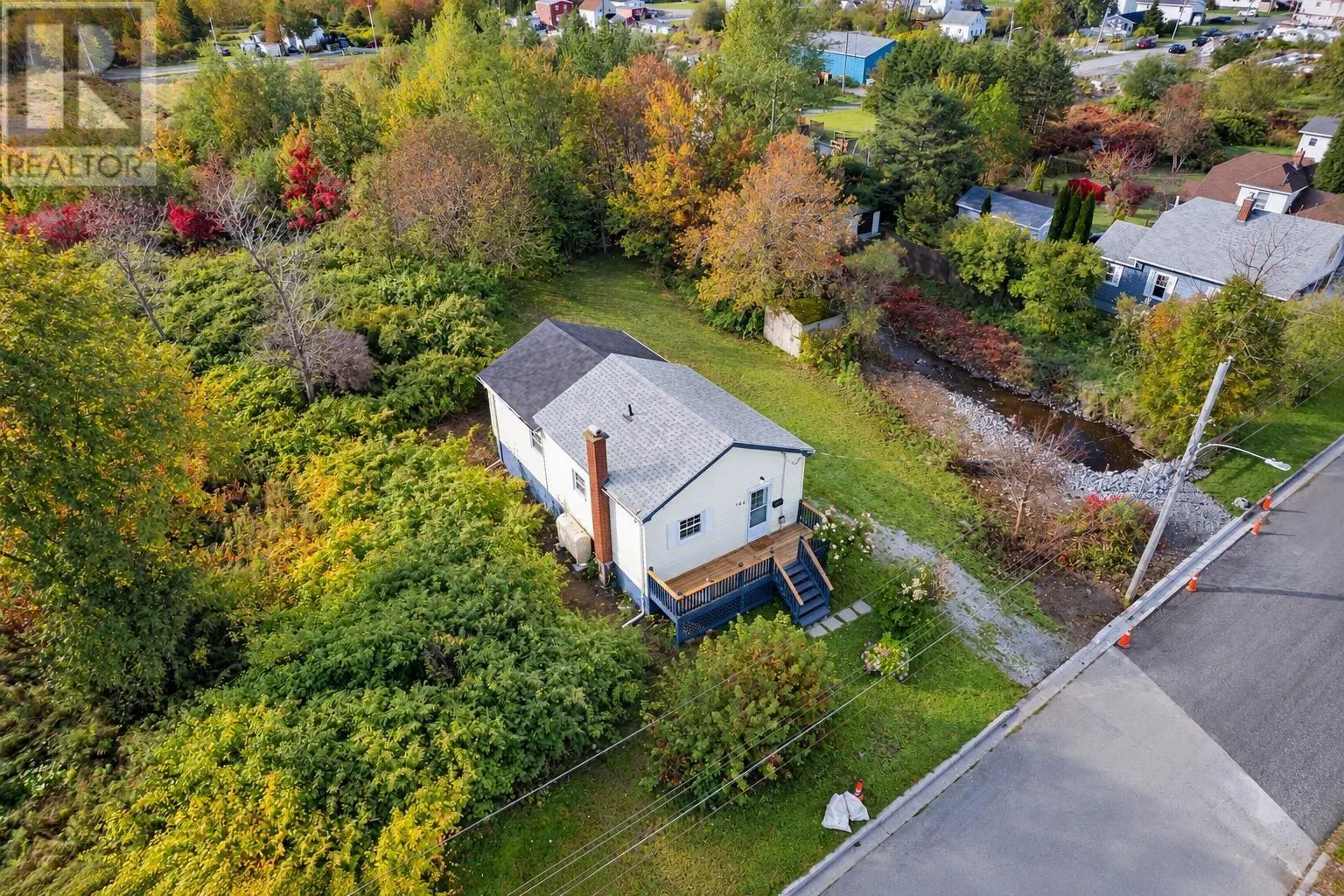 142 Maloney Street