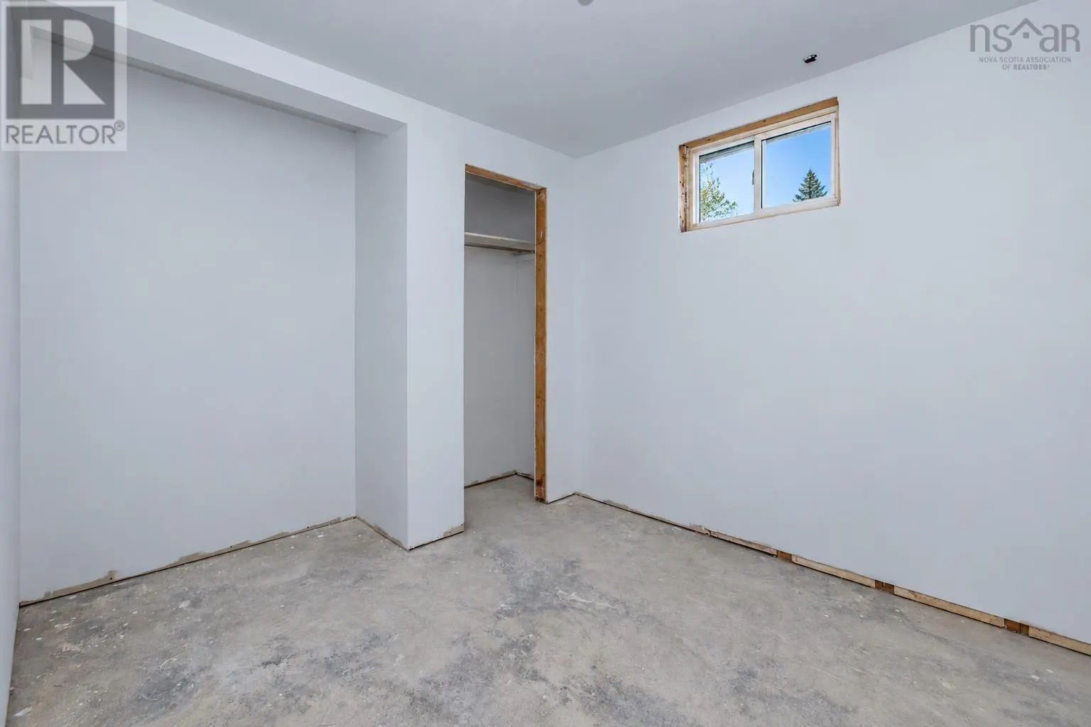 142 Maloney Street