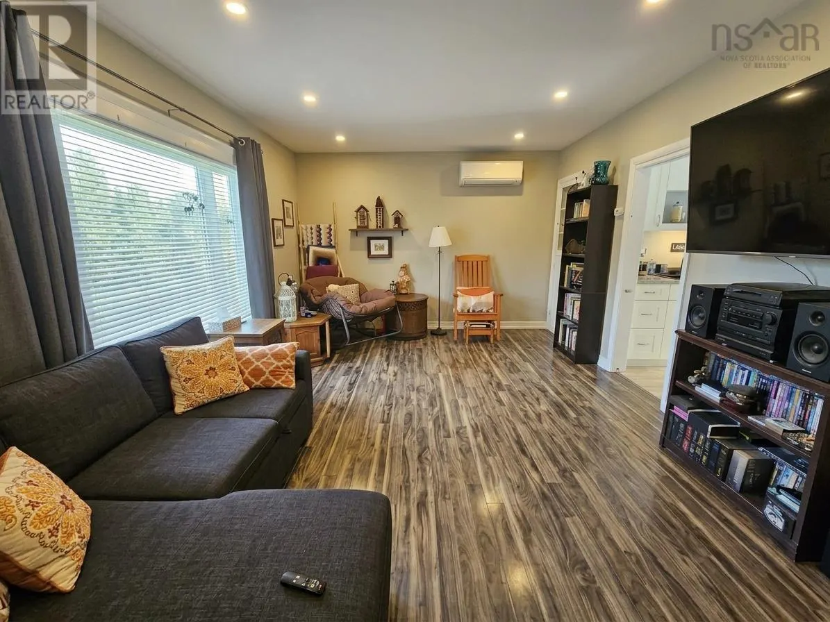 158 Woodlawn Drive